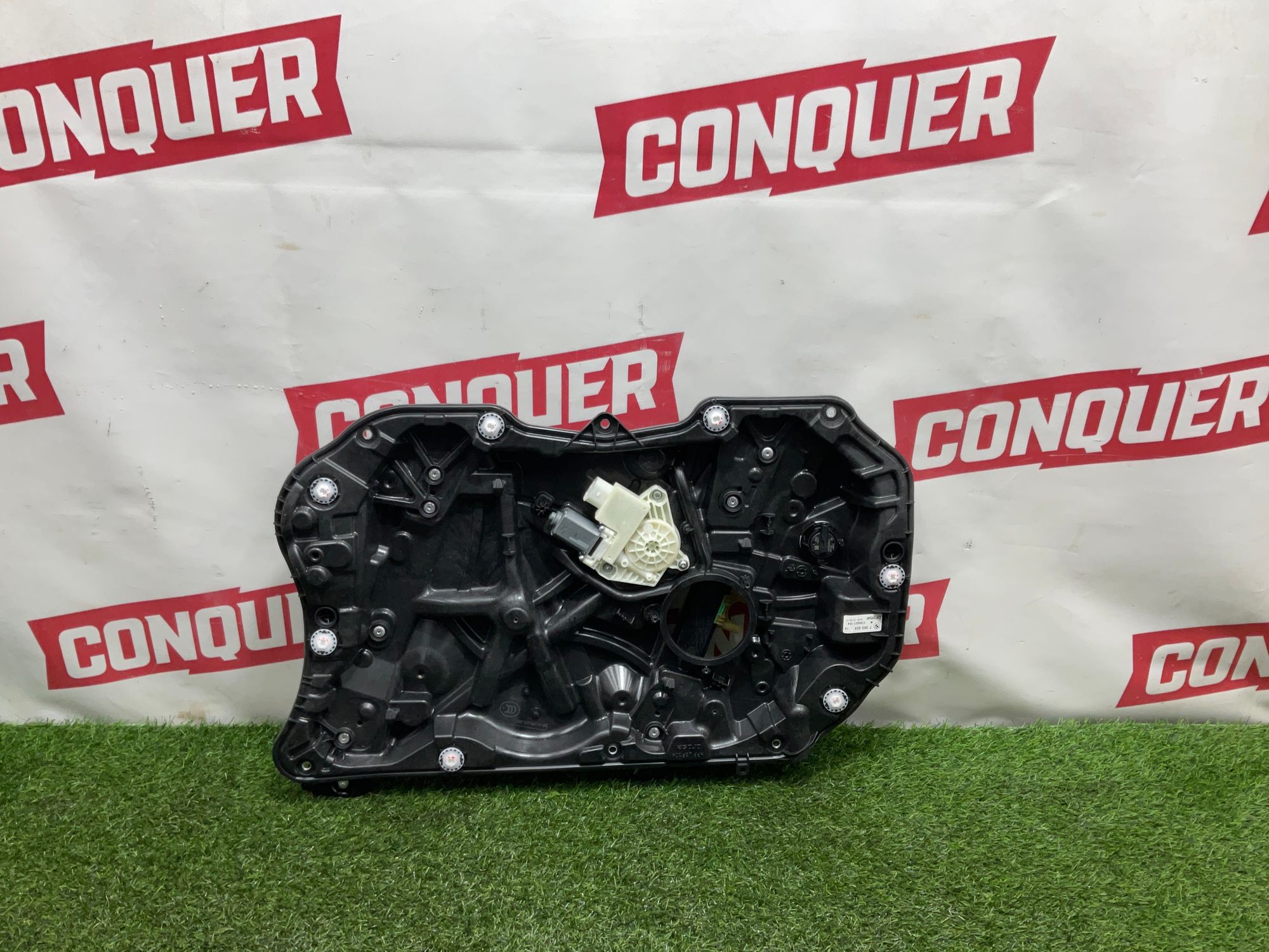 https://ycs.partsauto.market/partsauto-images/thmbs/userImages/h353NjtZg3VDP19b5HMt7LlpbQ93/part/d2123913-2f02-47c5-8a91-28493f0628c9_1737991646598.jpg