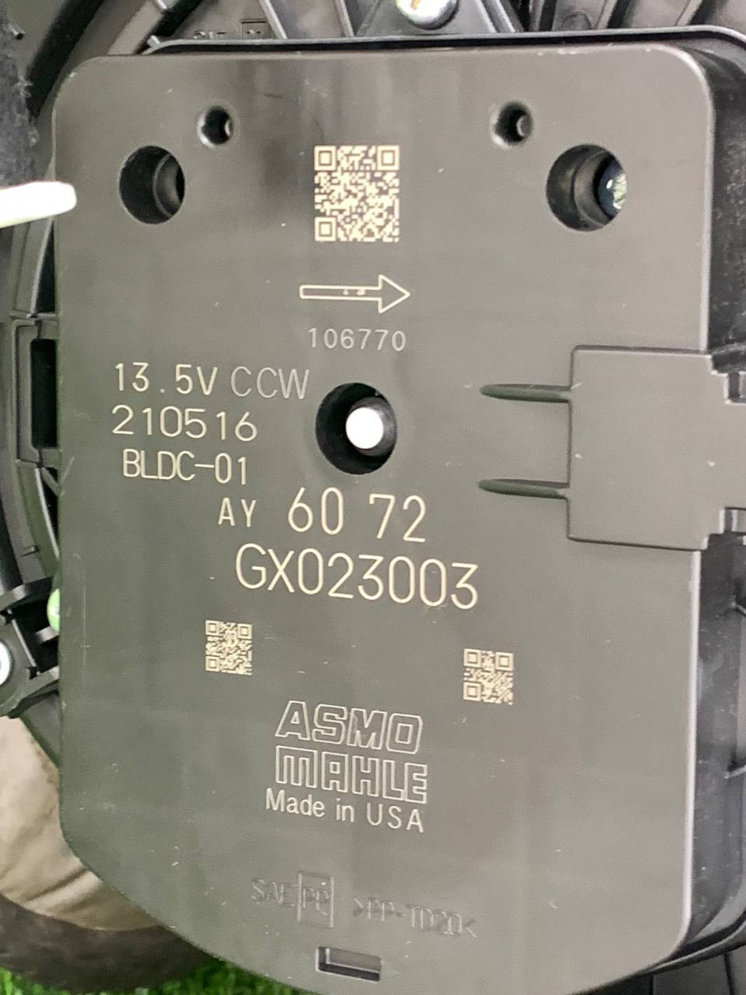 https://ycs.partsauto.market/partsauto-images/thmbs/userImages/h353NjtZg3VDP19b5HMt7LlpbQ93/part/d238a029-0da1-4039-b1c0-cda02bf2143f_1732809358157.jpg