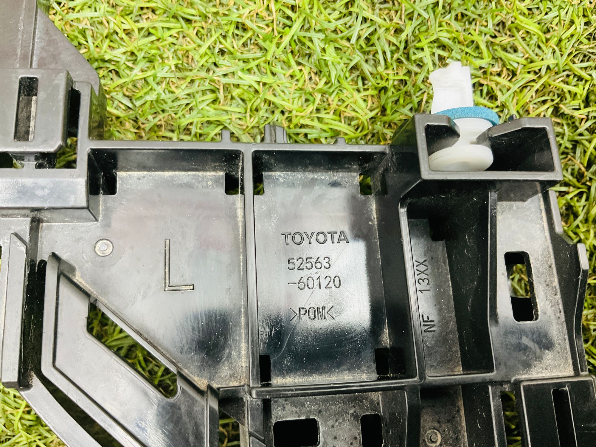 https://ycs.partsauto.market/partsauto-images/thmbs/userImages/h353NjtZg3VDP19b5HMt7LlpbQ93/part/d264dbda-5810-4b78-863a-d00edc6c7900_1780056035692.jpg