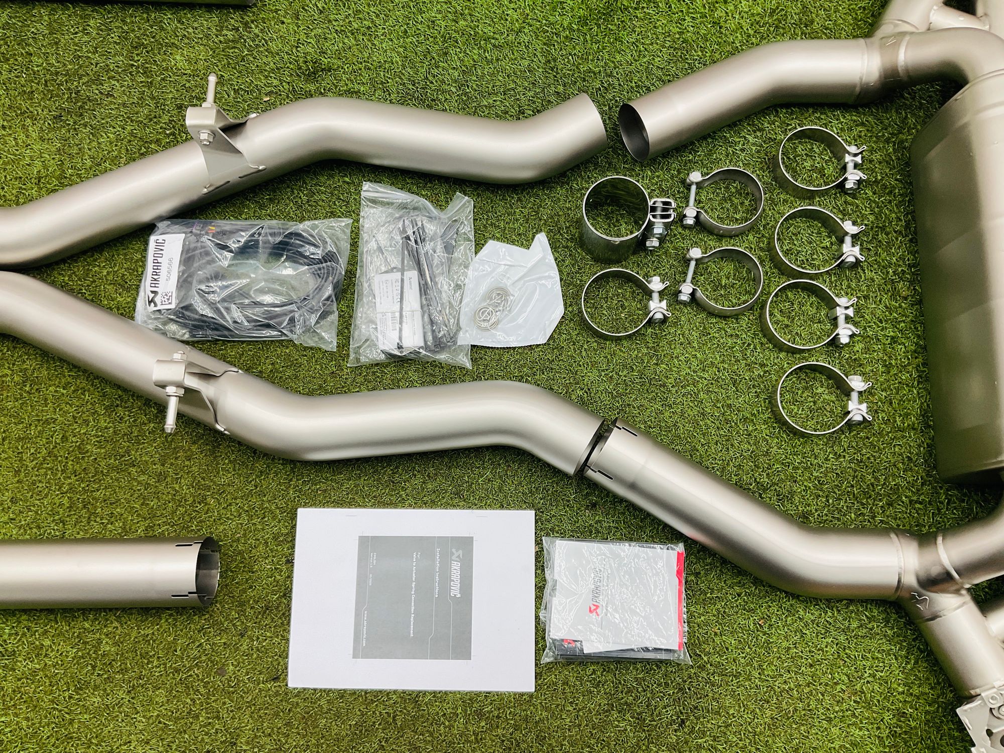 Akrapovic BMW M5 F90, 920000 рублей, Москва