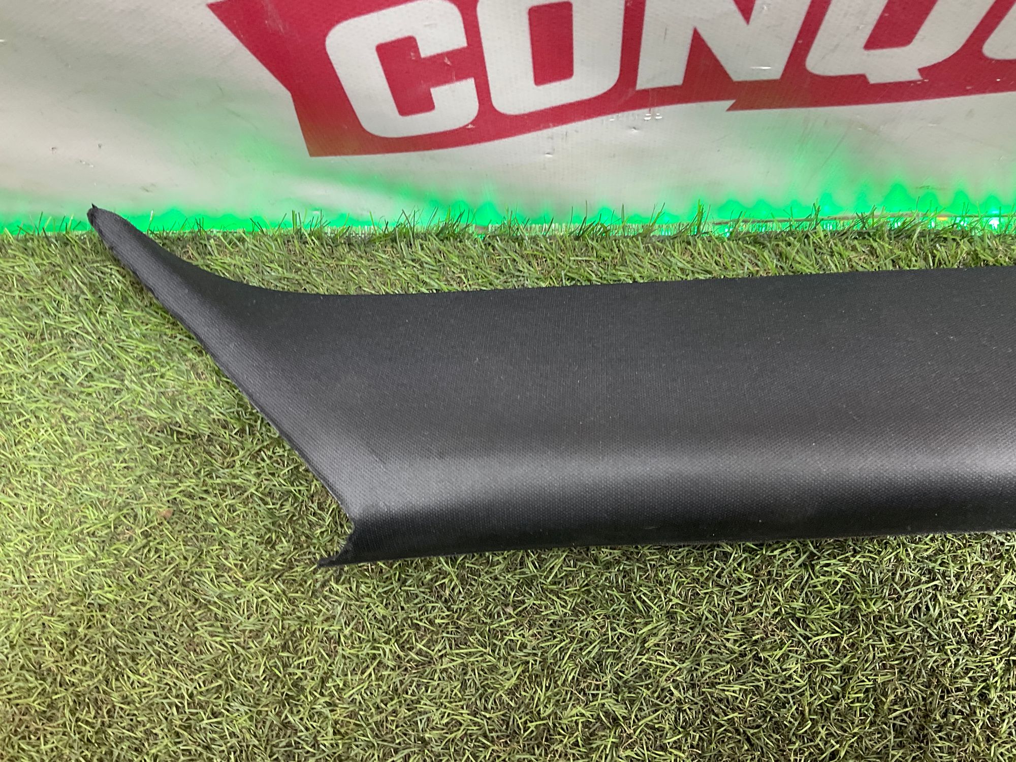 Накладка передней стойки салона правая Land Rover Defender II L663 2022, 9000 рублей, Москва