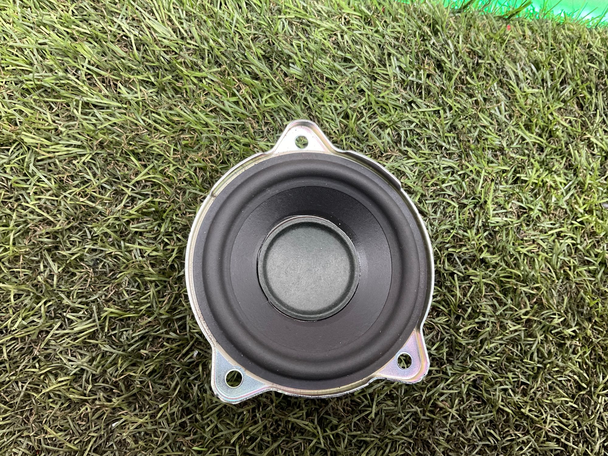 Динамик передней двери Land Rover Defender II 2023, 2000 рублей, Москва