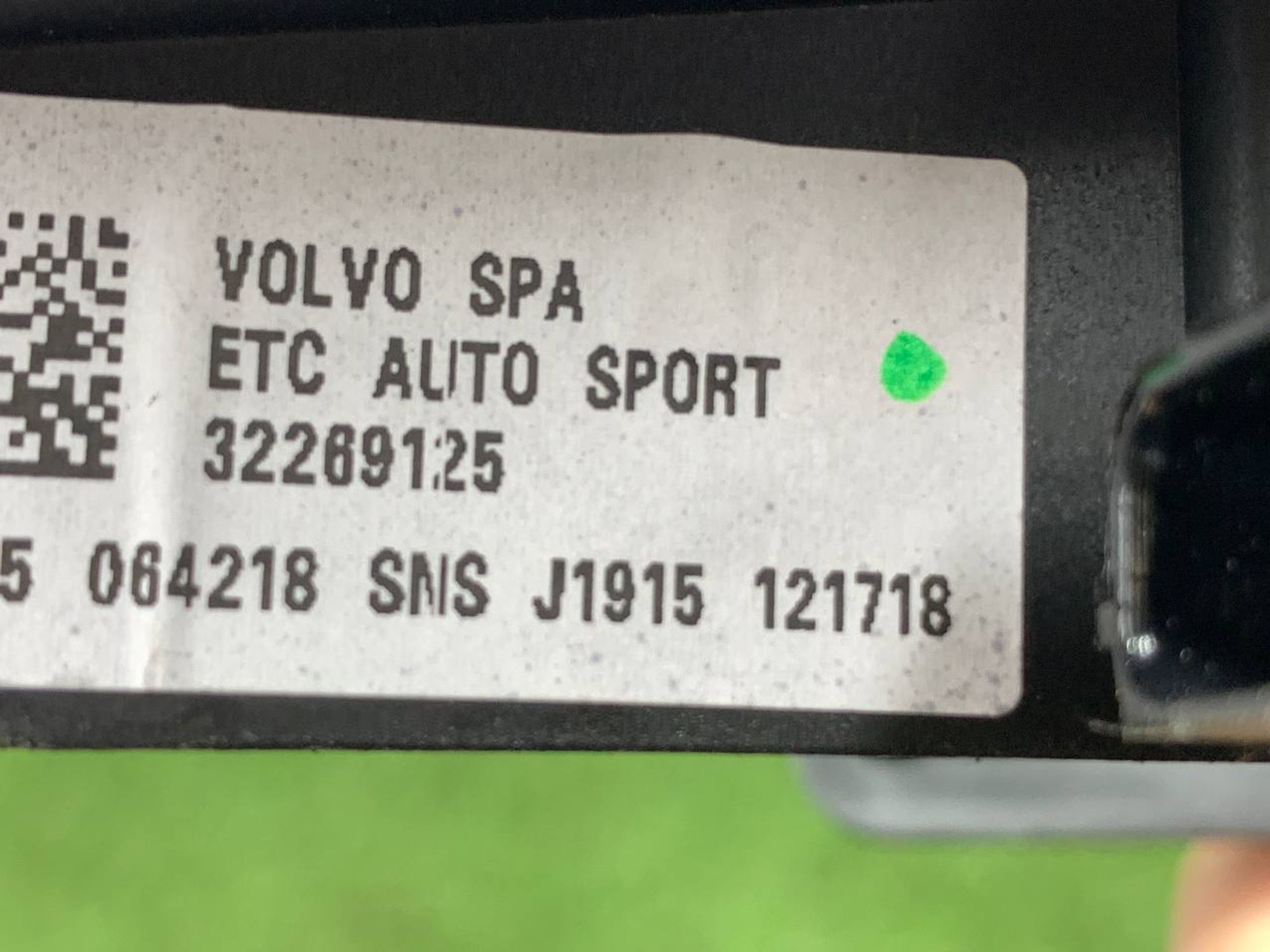 https://ycs.partsauto.market/partsauto-images/thmbs/userImages/h353NjtZg3VDP19b5HMt7LlpbQ93/part/d3c25701-e71e-40ac-8dbd-a2bf54687411_1716479384355.jpg