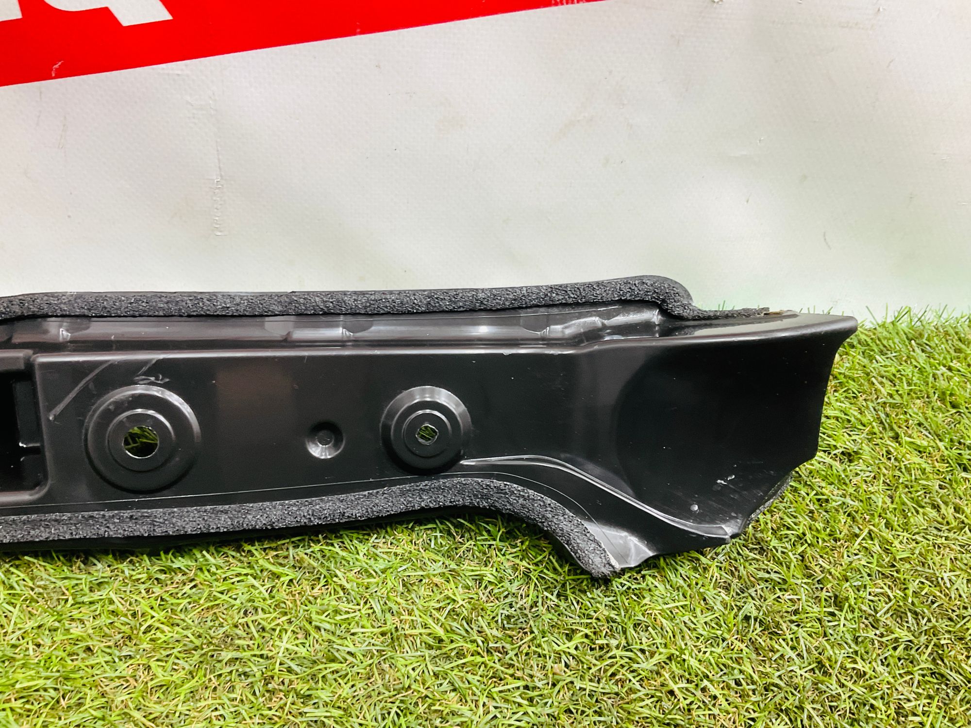 https://ycs.partsauto.market/partsauto-images/thmbs/userImages/h353NjtZg3VDP19b5HMt7LlpbQ93/part/d3c456d9-5e33-4807-a627-2d0119640868_1779807764913.jpg