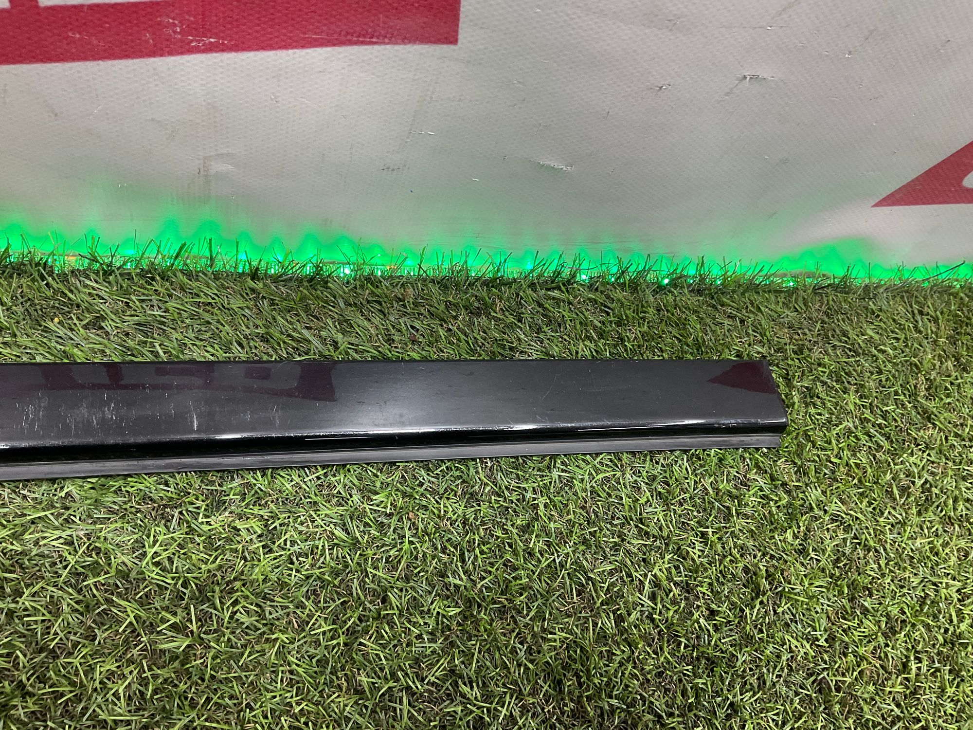 Молдинг кузова задний левый Land Rover Defender II L663 2022, 10000 рублей, Москва