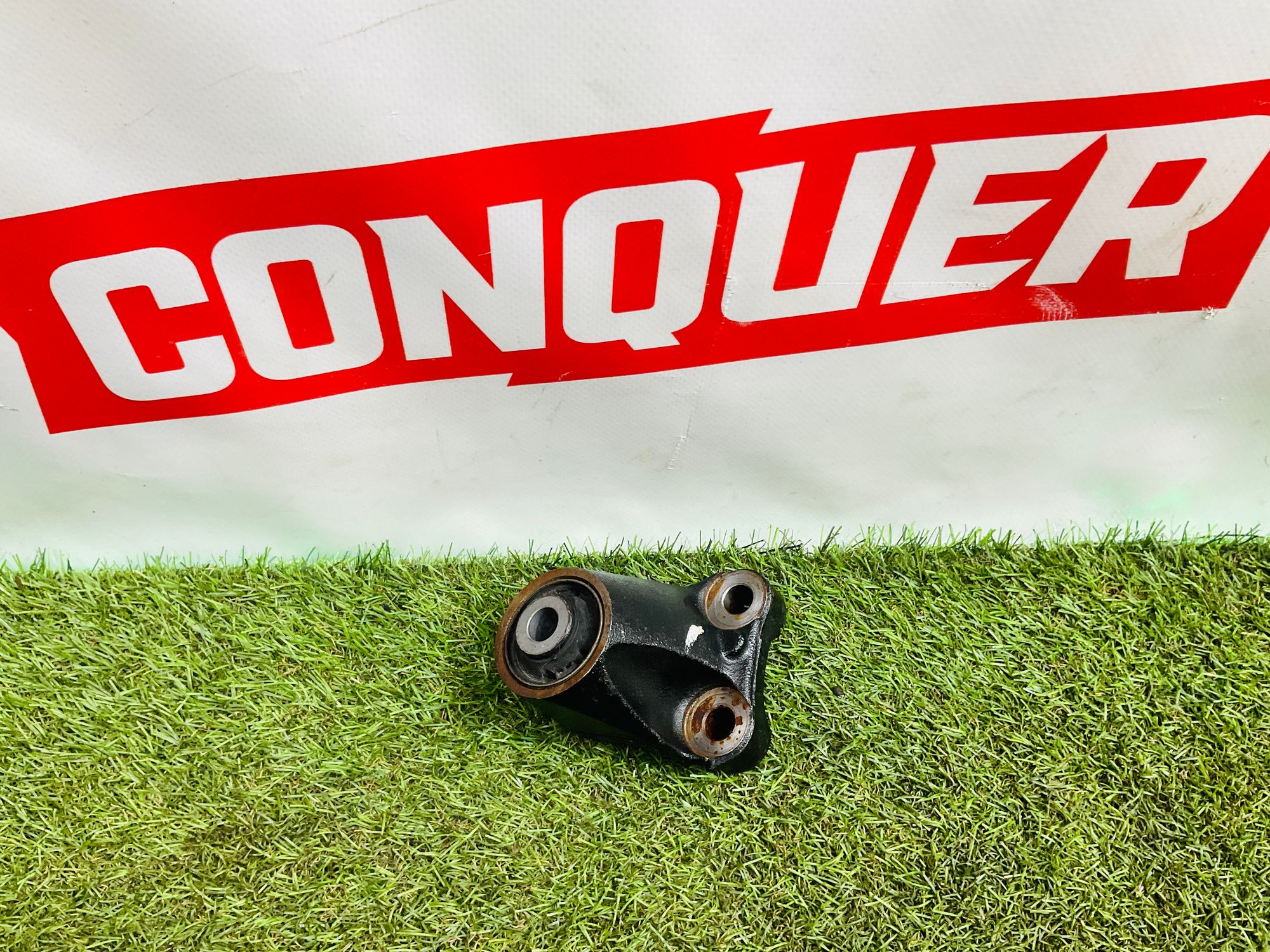 https://ycs.partsauto.market/partsauto-images/thmbs/userImages/h353NjtZg3VDP19b5HMt7LlpbQ93/part/d4376668-b40a-4a15-a9e6-09e3c8b09a81_1779722536649.jpg