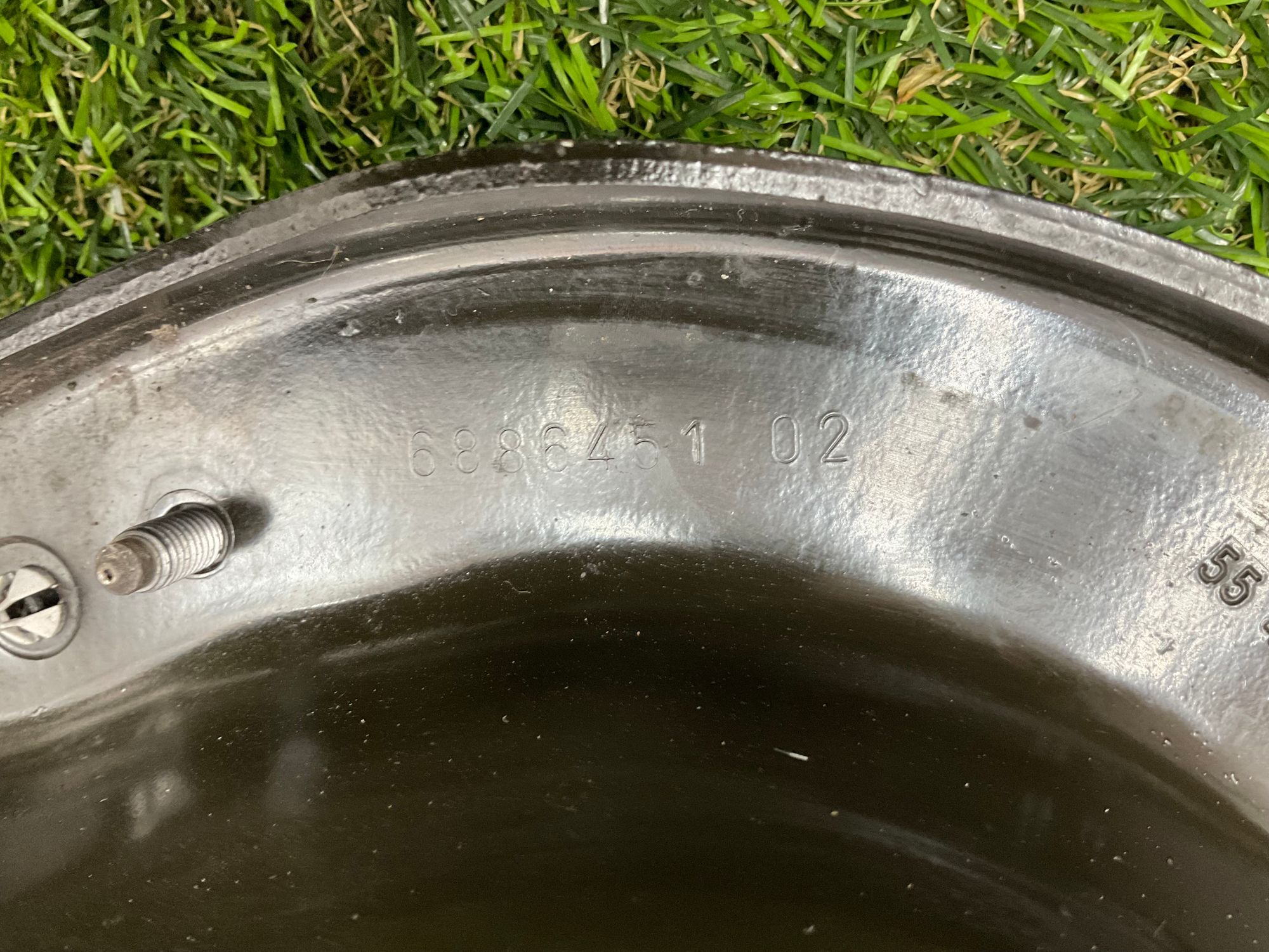 https://ycs.partsauto.market/partsauto-images/thmbs/userImages/h353NjtZg3VDP19b5HMt7LlpbQ93/part/d45aa293-9671-4062-bed5-c3b9d238d3db_1781602099454.jpg