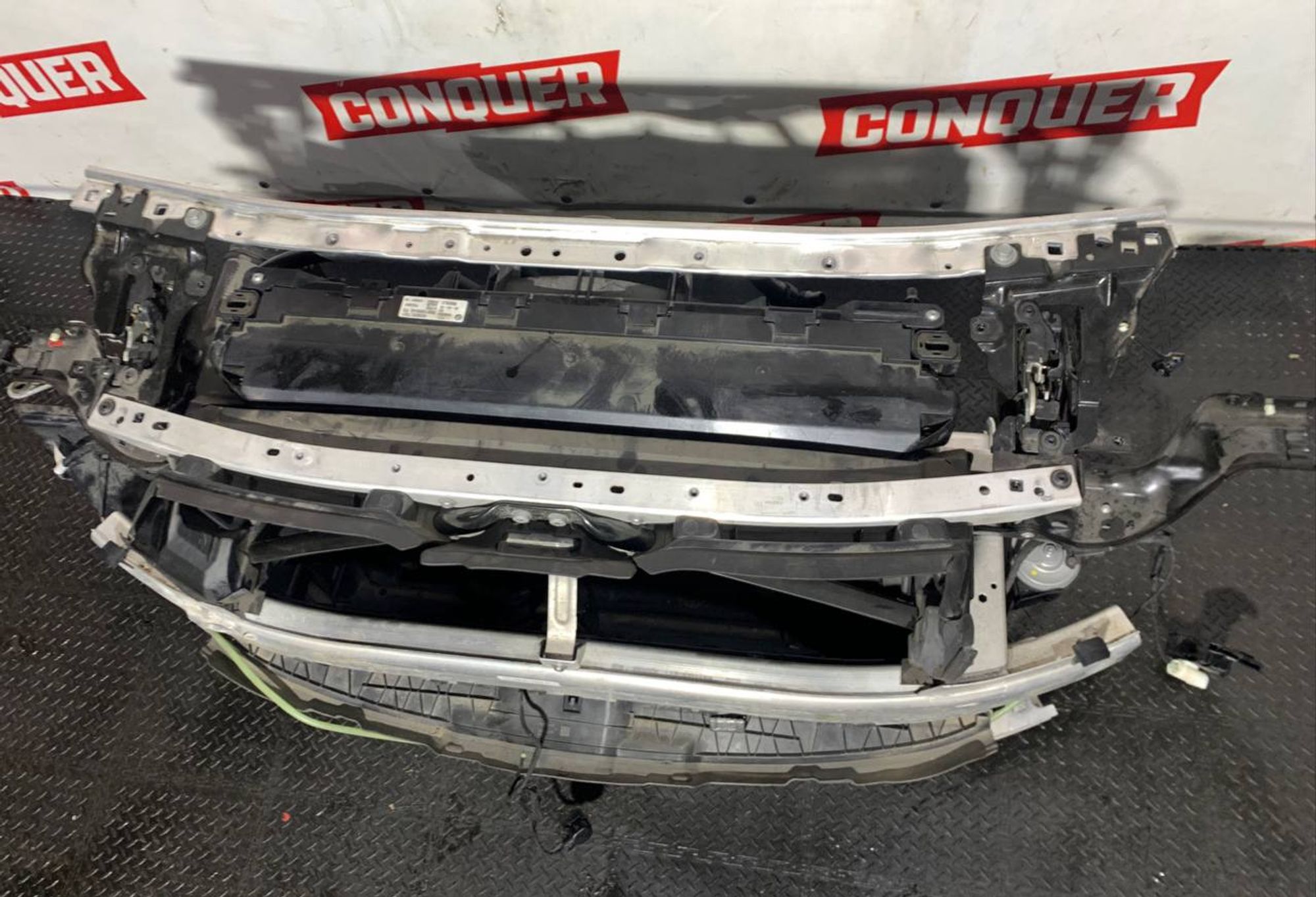 https://ycs.partsauto.market/partsauto-images/thmbs/userImages/h353NjtZg3VDP19b5HMt7LlpbQ93/part/d50e96ab-298d-4f0a-b704-2e7c92a6eb83_1733324120268.jpg
