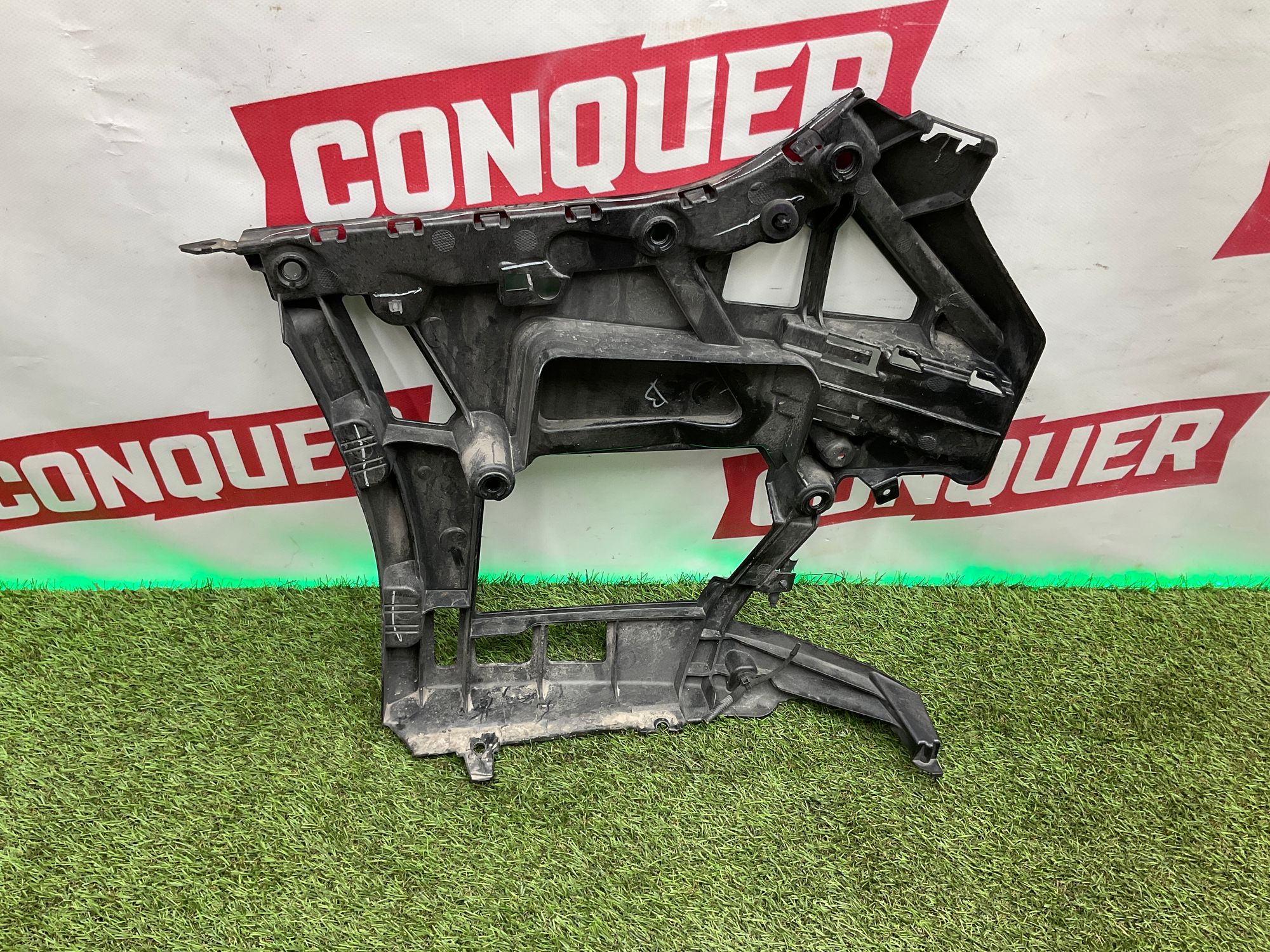https://ycs.partsauto.market/partsauto-images/thmbs/userImages/h353NjtZg3VDP19b5HMt7LlpbQ93/part/d6142727-8df1-4a7b-9f8d-2d497ba1260c_1749112854352.jpg