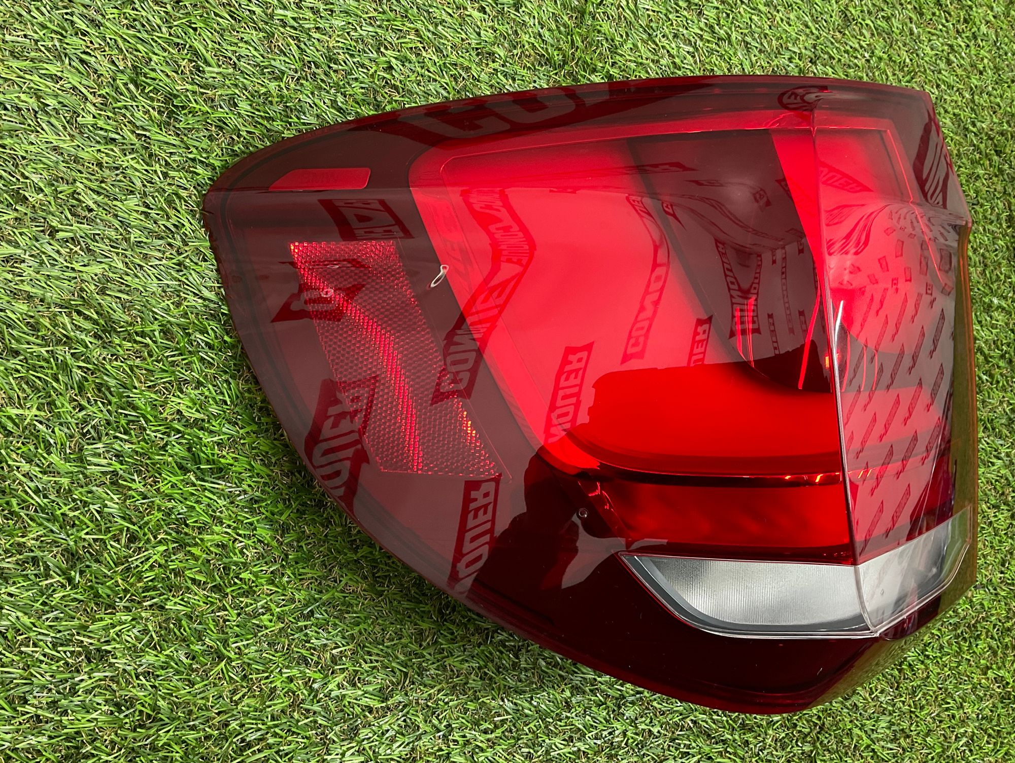 https://ycs.partsauto.market/partsauto-images/thmbs/userImages/h353NjtZg3VDP19b5HMt7LlpbQ93/part/d65f52e4-6963-40d9-a7cf-e4061571d0ad_1746628181018.jpg