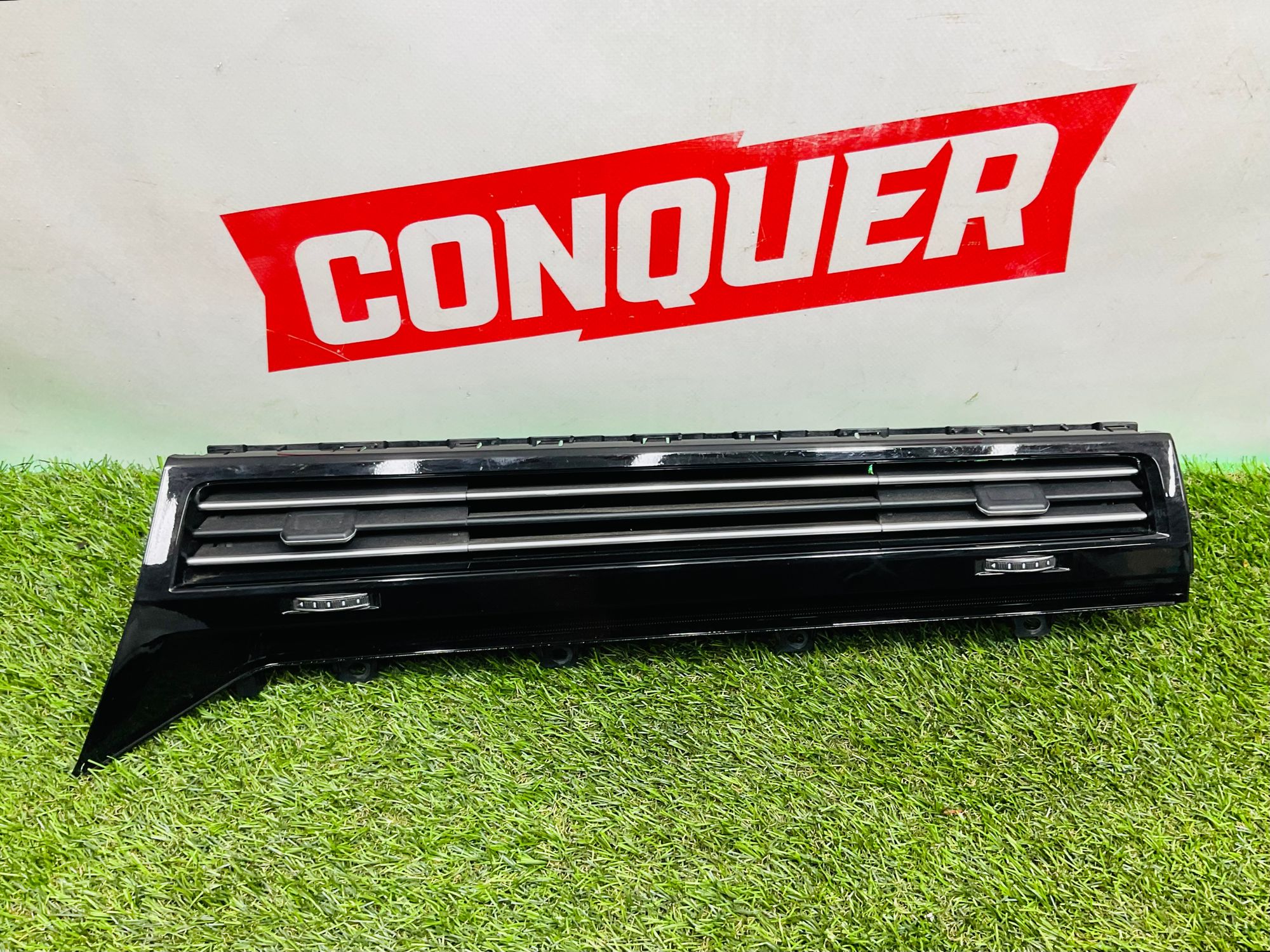 https://ycs.partsauto.market/partsauto-images/thmbs/userImages/h353NjtZg3VDP19b5HMt7LlpbQ93/part/d6cdc84f-1bcf-4115-b27c-6b60be16e843_1785851136471.jpg