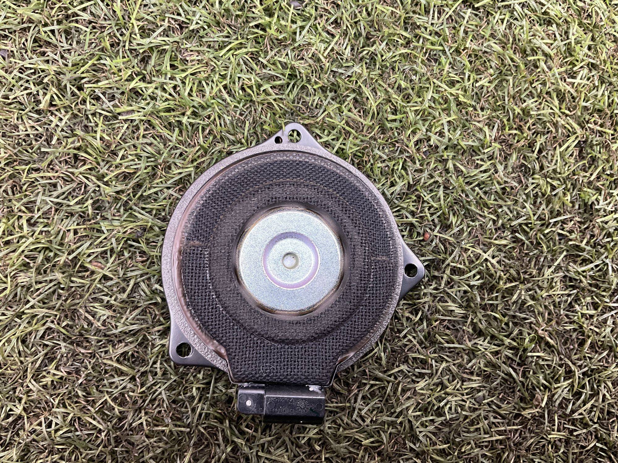 Динамик задний Land Rover Defender II 2023, 3000 рублей, Москва