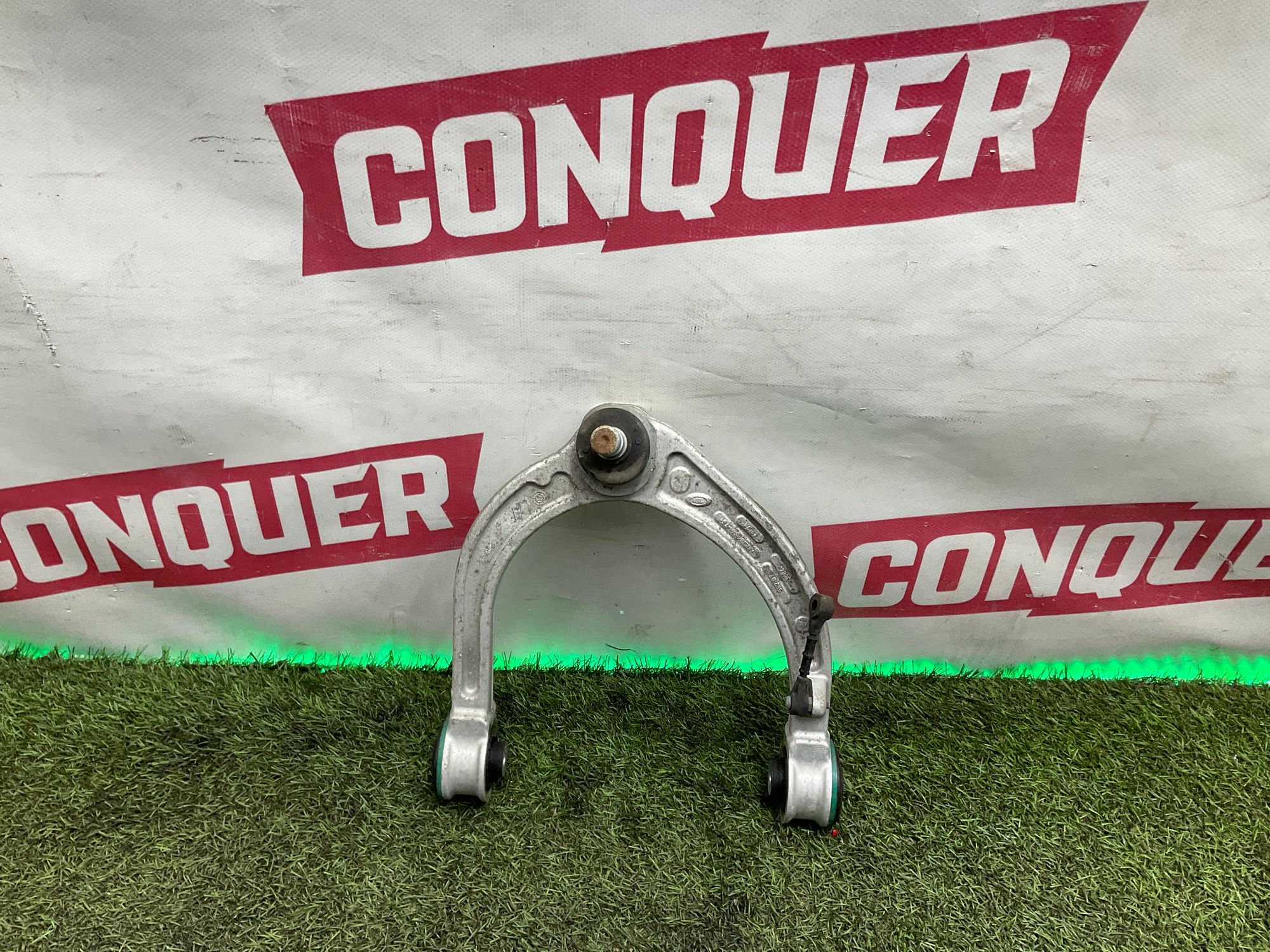 Рычаг передний правый верхний Land Rover Defender II L663 2022, 9500 рублей, Москва