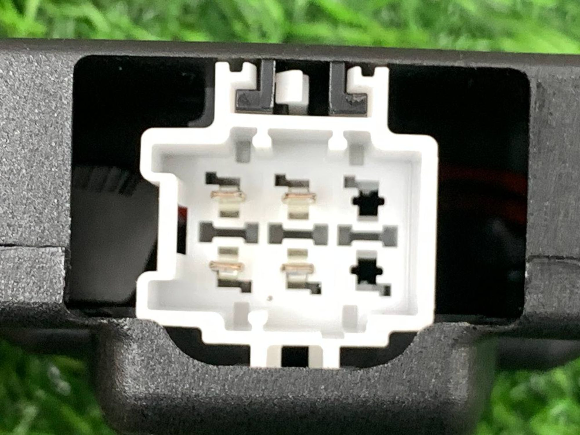 https://ycs.partsauto.market/partsauto-images/thmbs/userImages/h353NjtZg3VDP19b5HMt7LlpbQ93/part/d749b6b8-83be-49ac-8f6d-7bec670aa20b_1733494754375.jpg
