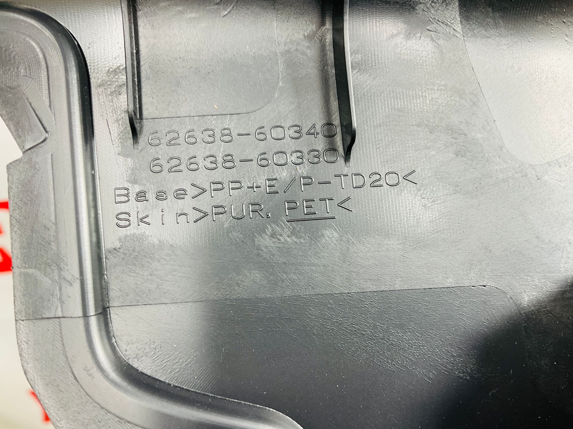 https://ycs.partsauto.market/partsauto-images/thmbs/userImages/h353NjtZg3VDP19b5HMt7LlpbQ93/part/d76daa65-ad48-4695-9a55-9c763faf834c_1779699692110.jpg