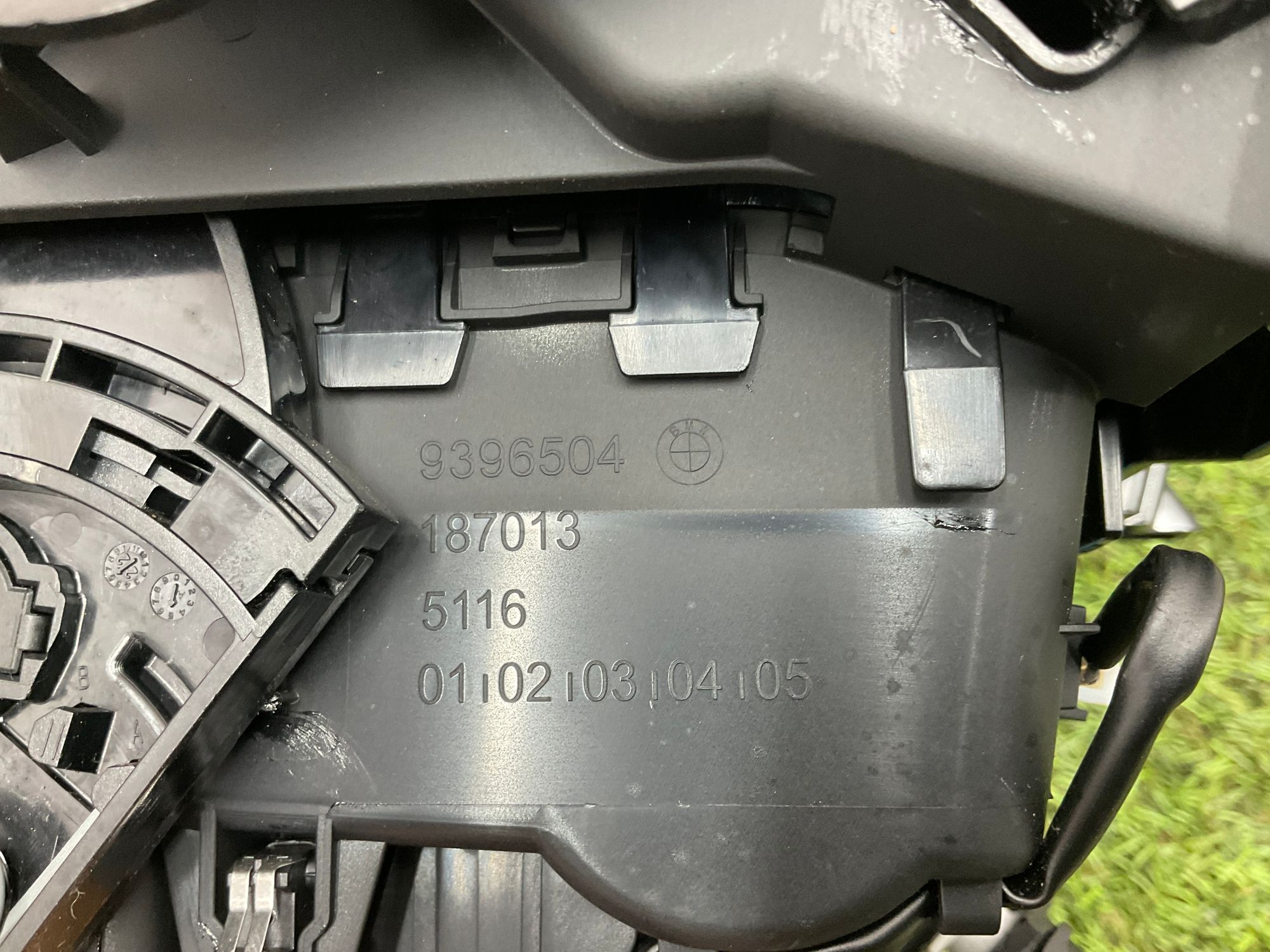 Лоток центральной консоли BMW M8, F91/F92/F93, 10000 рублей, Москва