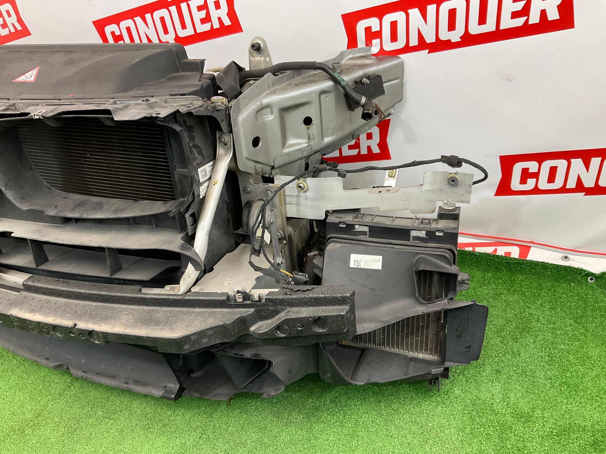 https://ycs.partsauto.market/partsauto-images/thmbs/userImages/h353NjtZg3VDP19b5HMt7LlpbQ93/part/d8fa18aa-0f9c-4254-aa37-ab2fddf895f0_1745507454727.jpg