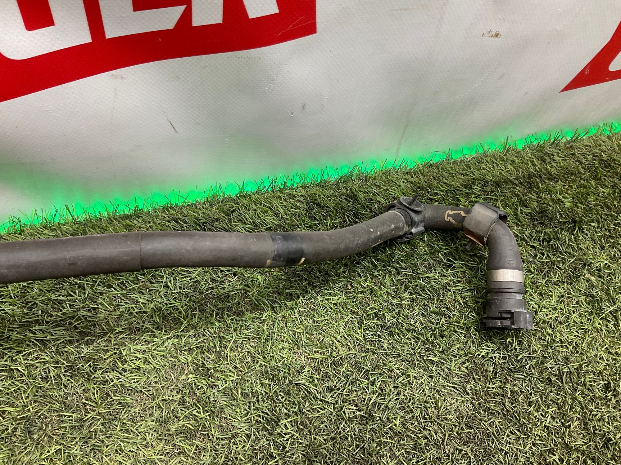 Патрубок охлаждения BMW 3 серия, F30/F31 рестайлинг, 1000 рублей, Москва