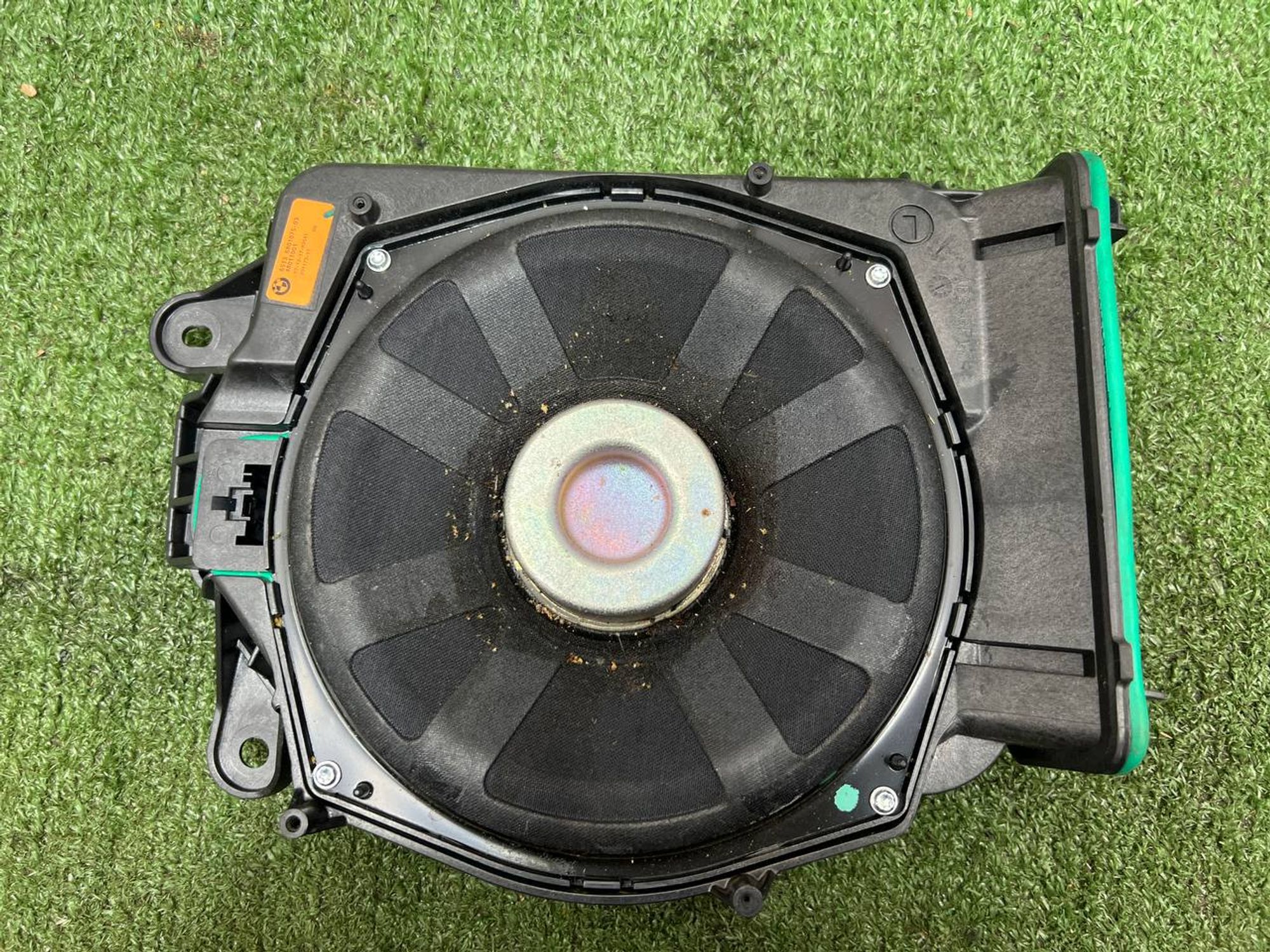 https://ycs.partsauto.market/partsauto-images/thmbs/userImages/h353NjtZg3VDP19b5HMt7LlpbQ93/part/d90ab733-be6b-49cf-be41-9f2cc74618d4_1730912142692.jpg