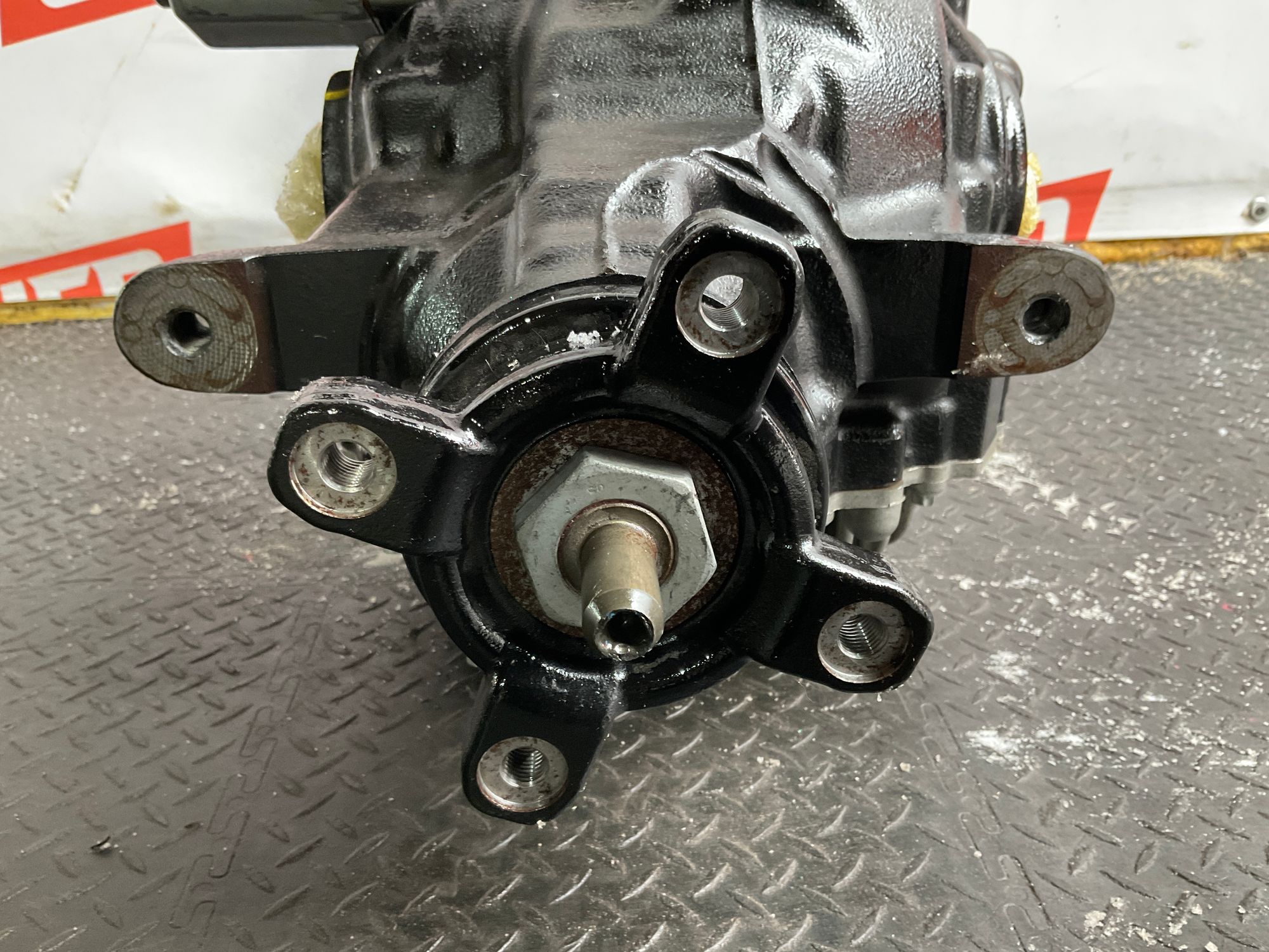 Редуктор заднего моста 3.27 Mercedes-Benz AMG GT, 360000 рублей, Москва