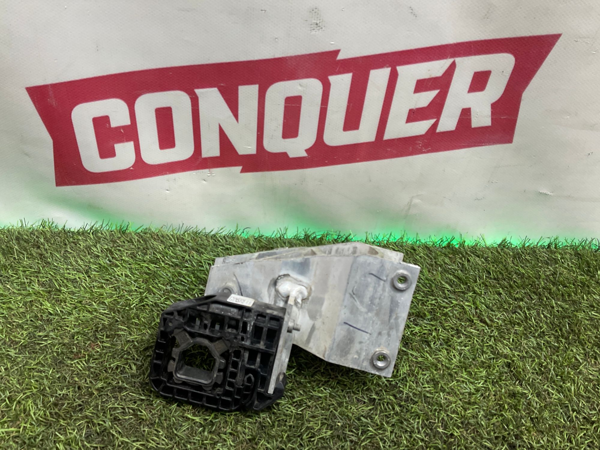 Кронштейн переднего усилителя левый BMW X3 M F97 рестайлинг 2022, 3500 рублей, Москва