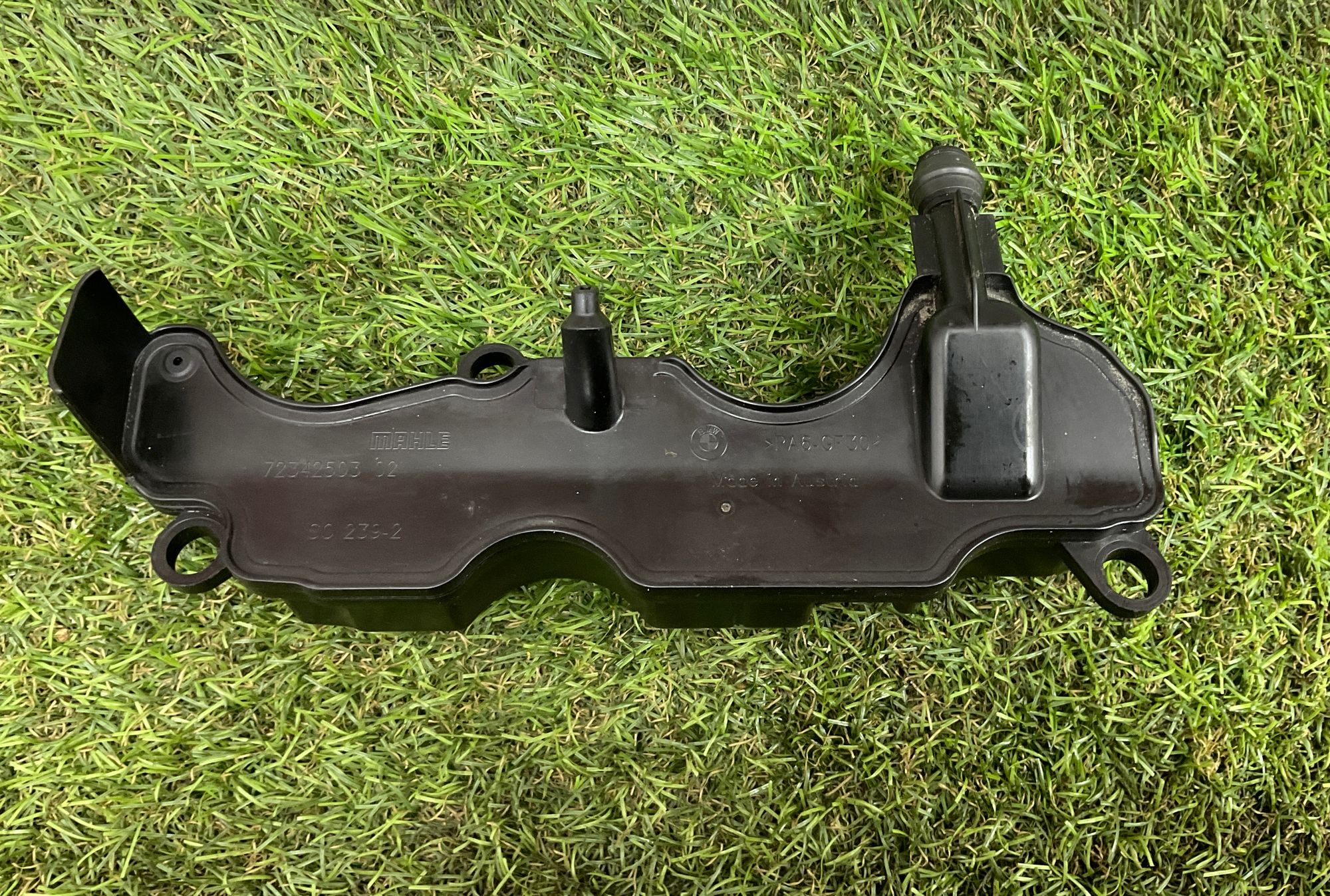 Маслоотделитель клапанной крышки S63B44B BMW M5 F90 рестайлинг 2024, 2000 рублей, Москва