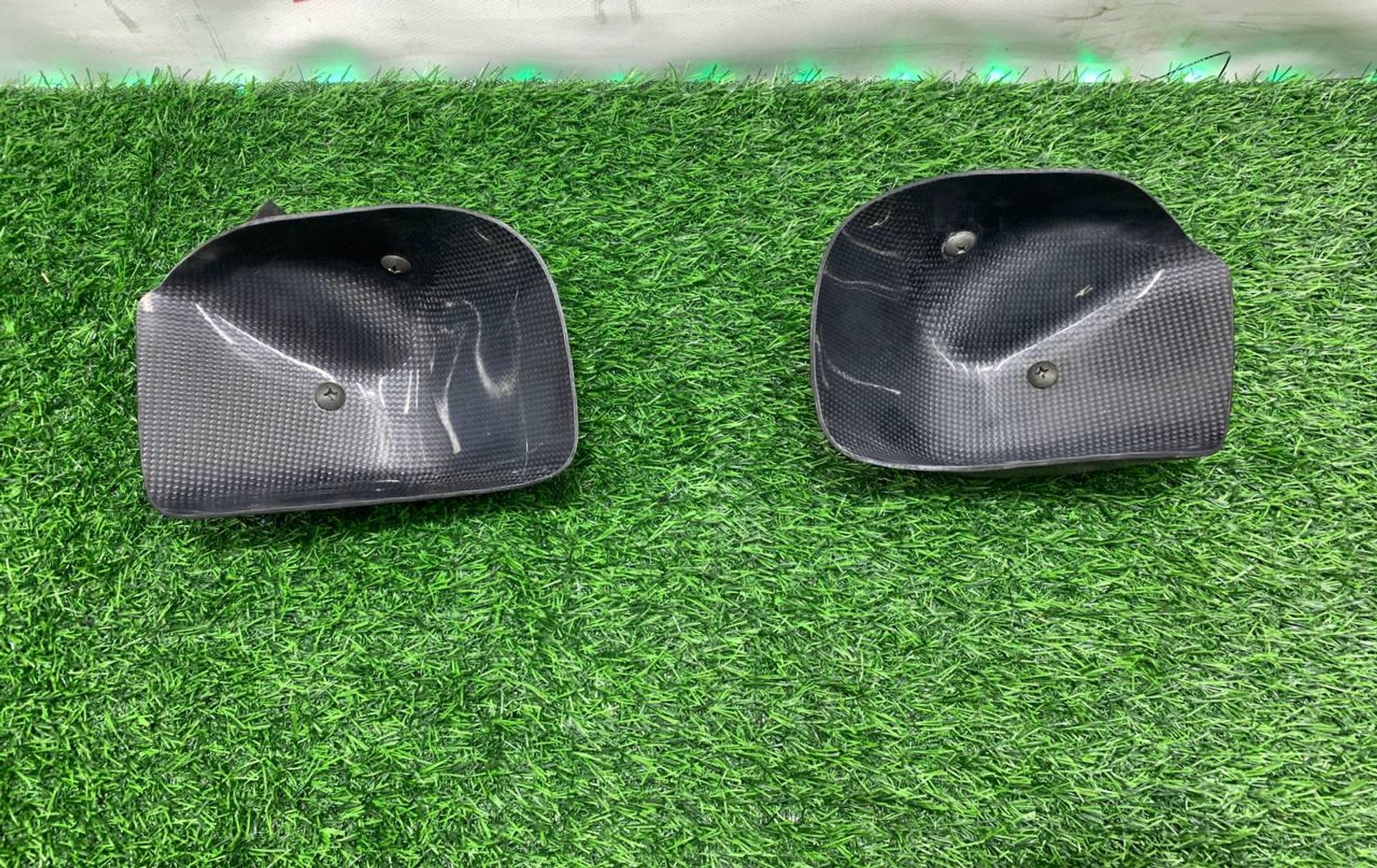 https://ycs.partsauto.market/partsauto-images/thmbs/userImages/h353NjtZg3VDP19b5HMt7LlpbQ93/part/d97aeaa0-012b-42ad-9e03-738a5e4b1d1c_1732705844106.jpg