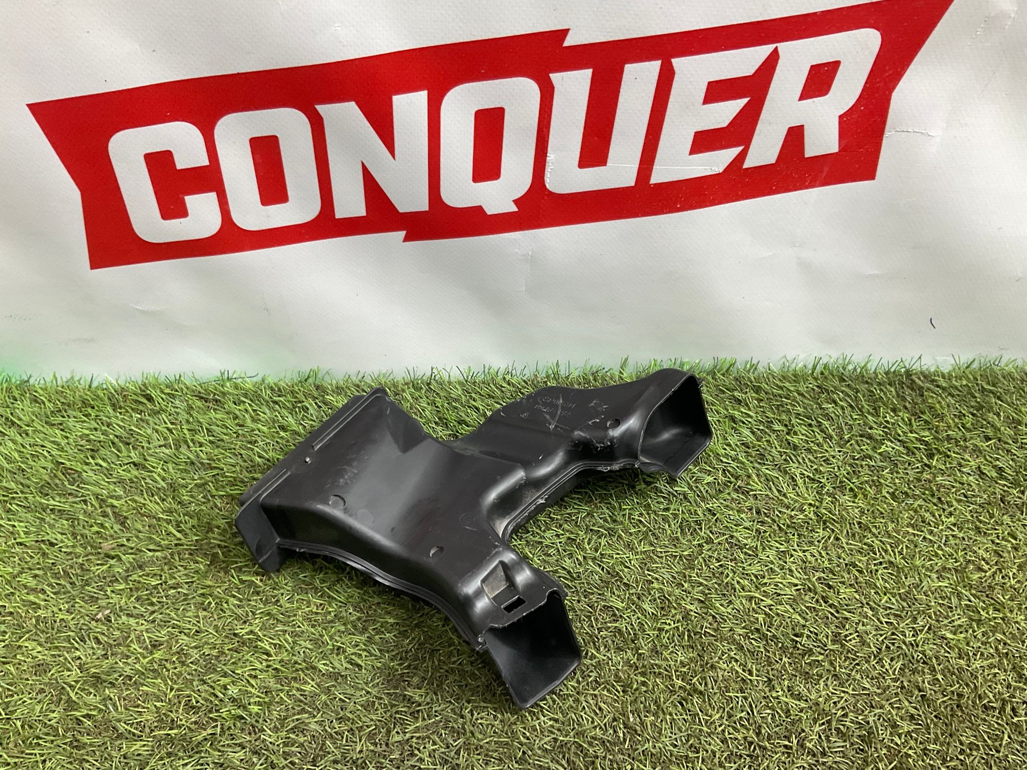 Водосток капота правый BMW M8, F91/F92/F93 2019, 1000 рублей, Москва