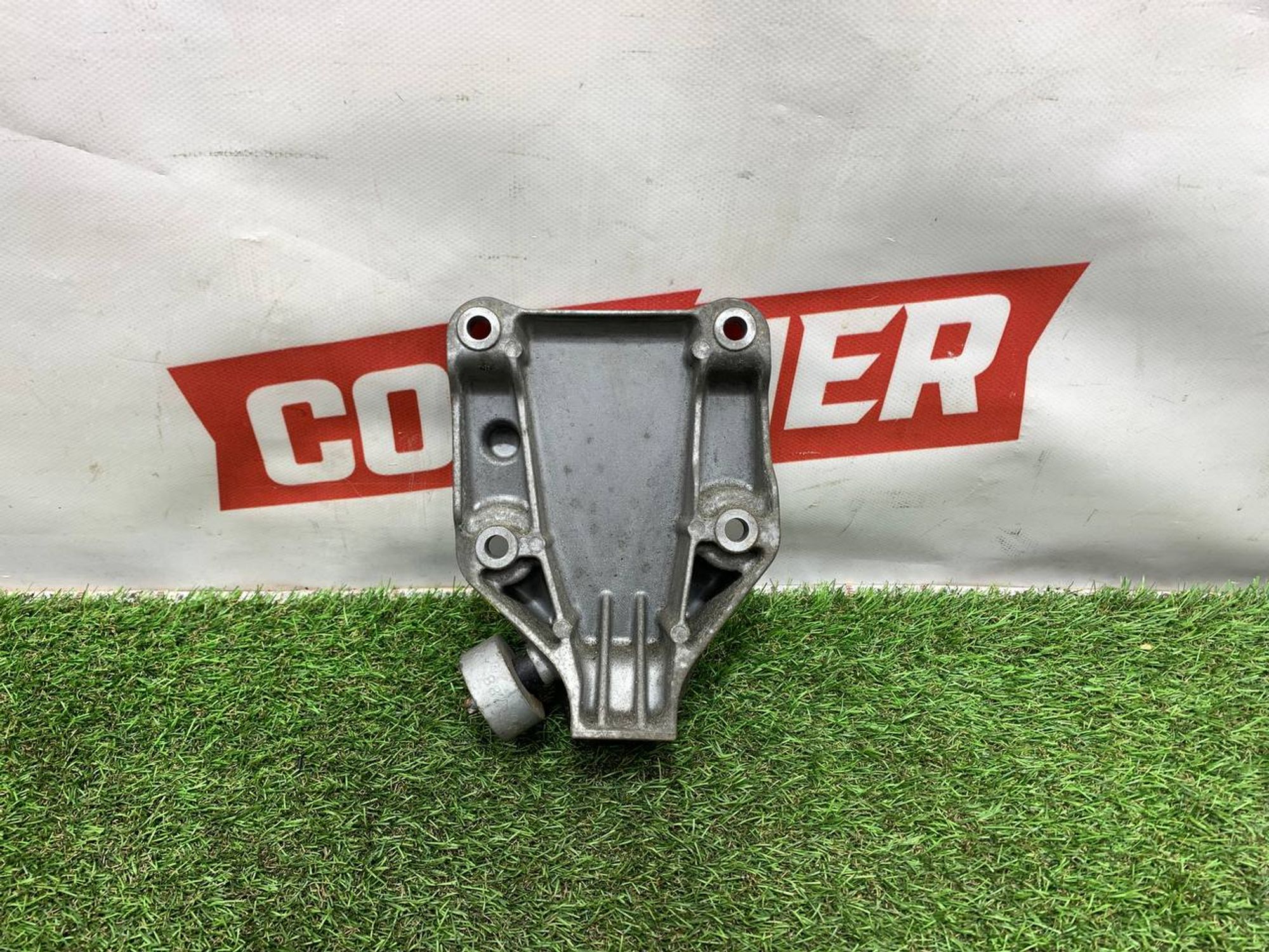 Кронштейн крепление BMW 5 F10 F1 7 F01 X5 E70 X6, 2000 рублей, Москва