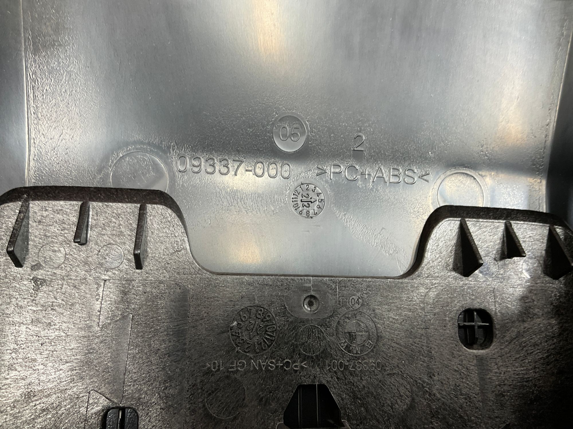 https://ycs.partsauto.market/partsauto-images/thmbs/userImages/h353NjtZg3VDP19b5HMt7LlpbQ93/part/d9aeaccf-b0ef-4f95-a1ea-d7ea8c703620_1778933053472.jpg