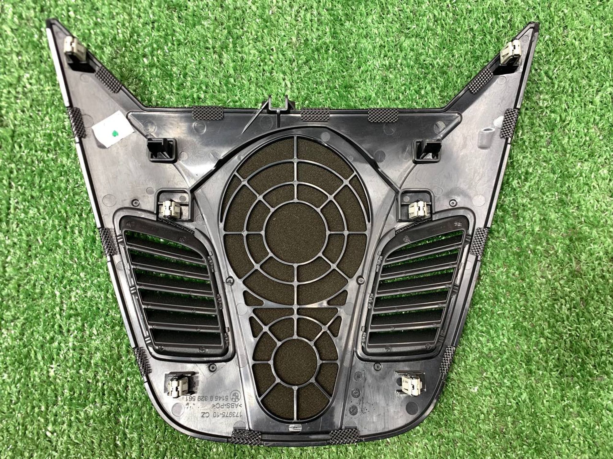 https://ycs.partsauto.market/partsauto-images/thmbs/userImages/h353NjtZg3VDP19b5HMt7LlpbQ93/part/d9c8b870-ffb6-40df-a95d-b5f15651a4bc_1729157753357.jpg