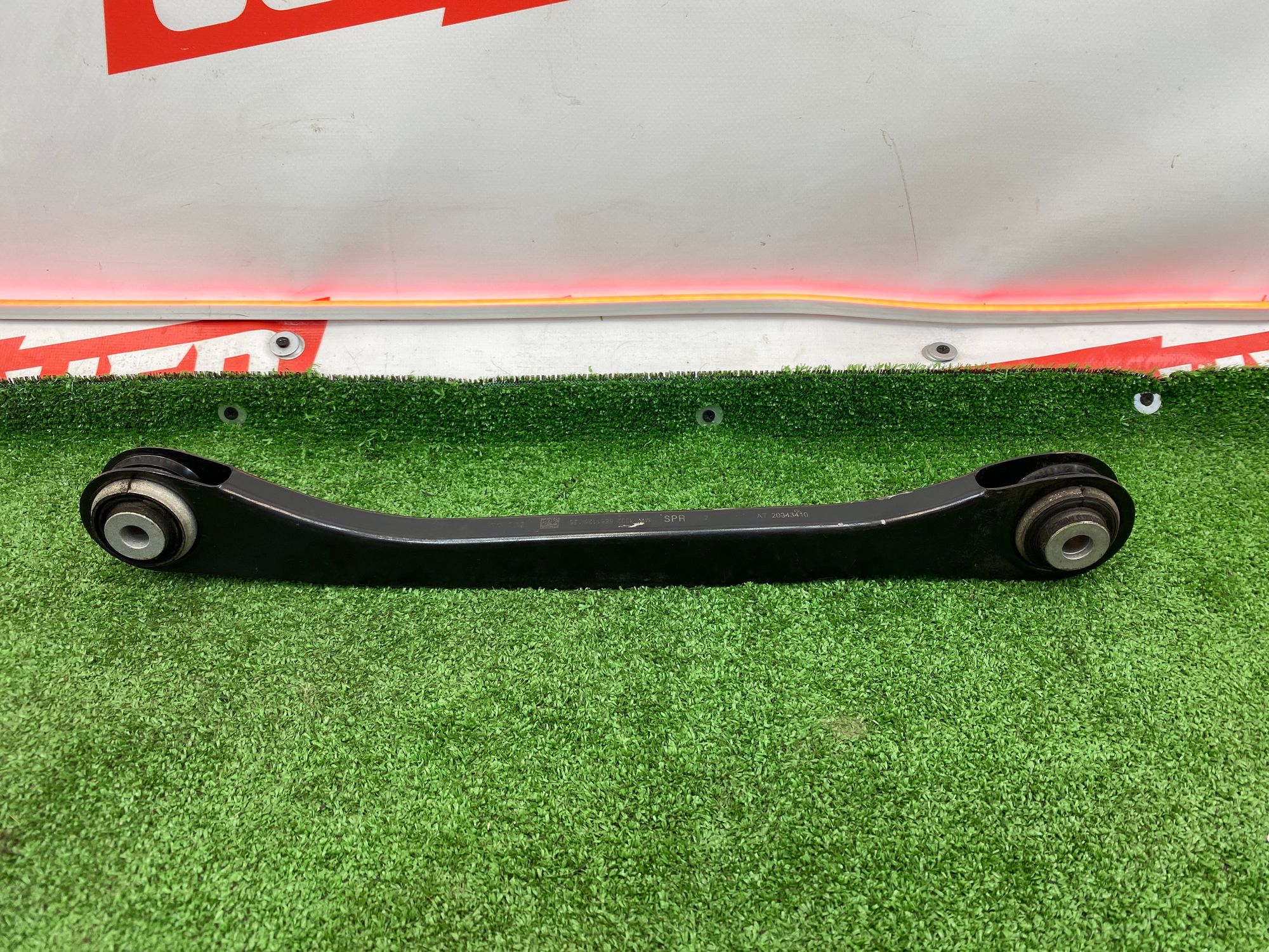 https://ycs.partsauto.market/partsauto-images/thmbs/userImages/h353NjtZg3VDP19b5HMt7LlpbQ93/part/d9fca636-6e7d-4987-90ba-f69303d32c07_1749548601126.jpg