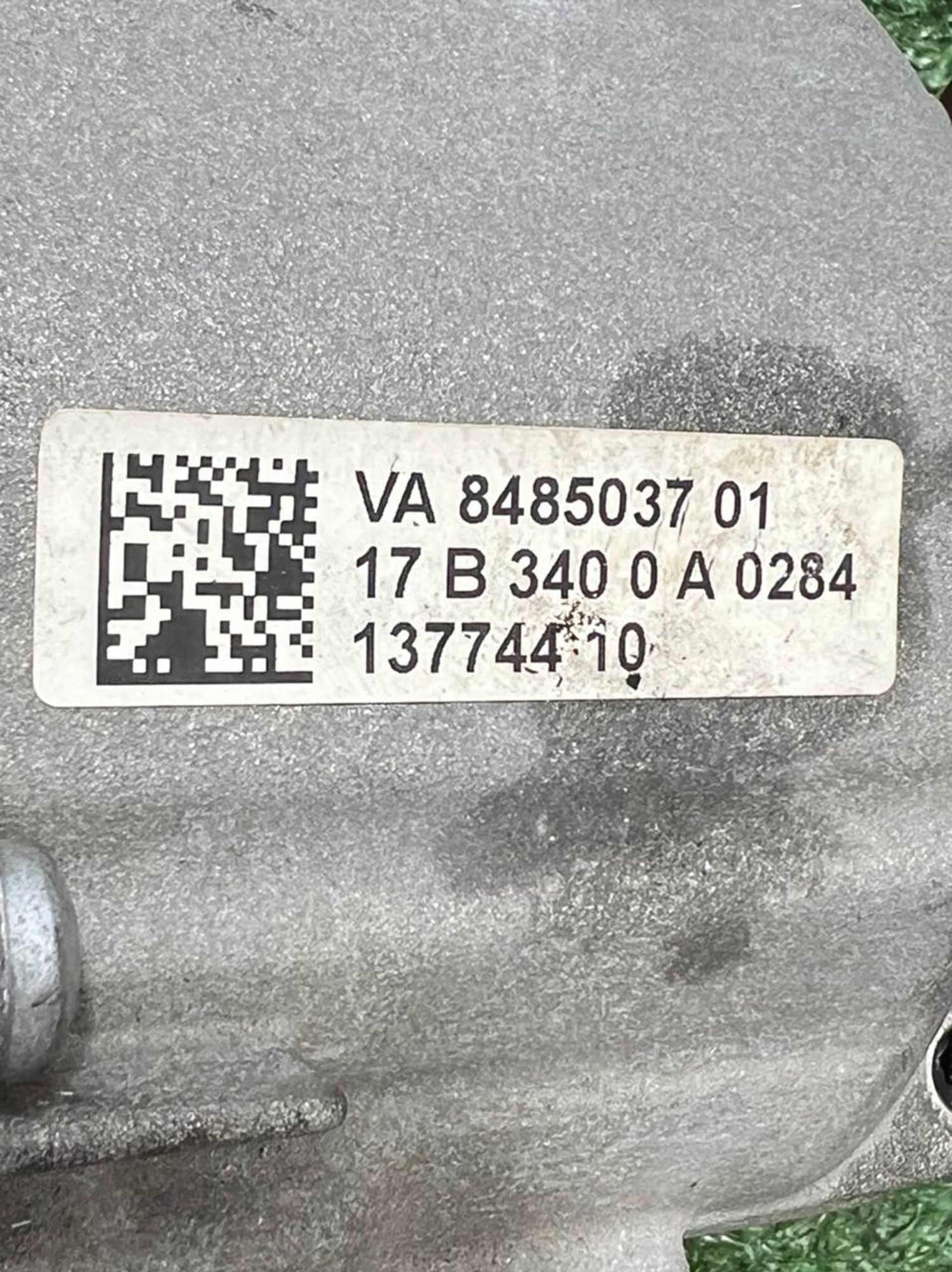 https://ycs.partsauto.market/partsauto-images/thmbs/userImages/h353NjtZg3VDP19b5HMt7LlpbQ93/part/da20dd75-dac1-4fc6-a270-a17d88a3c0c6_1730990888588.jpg