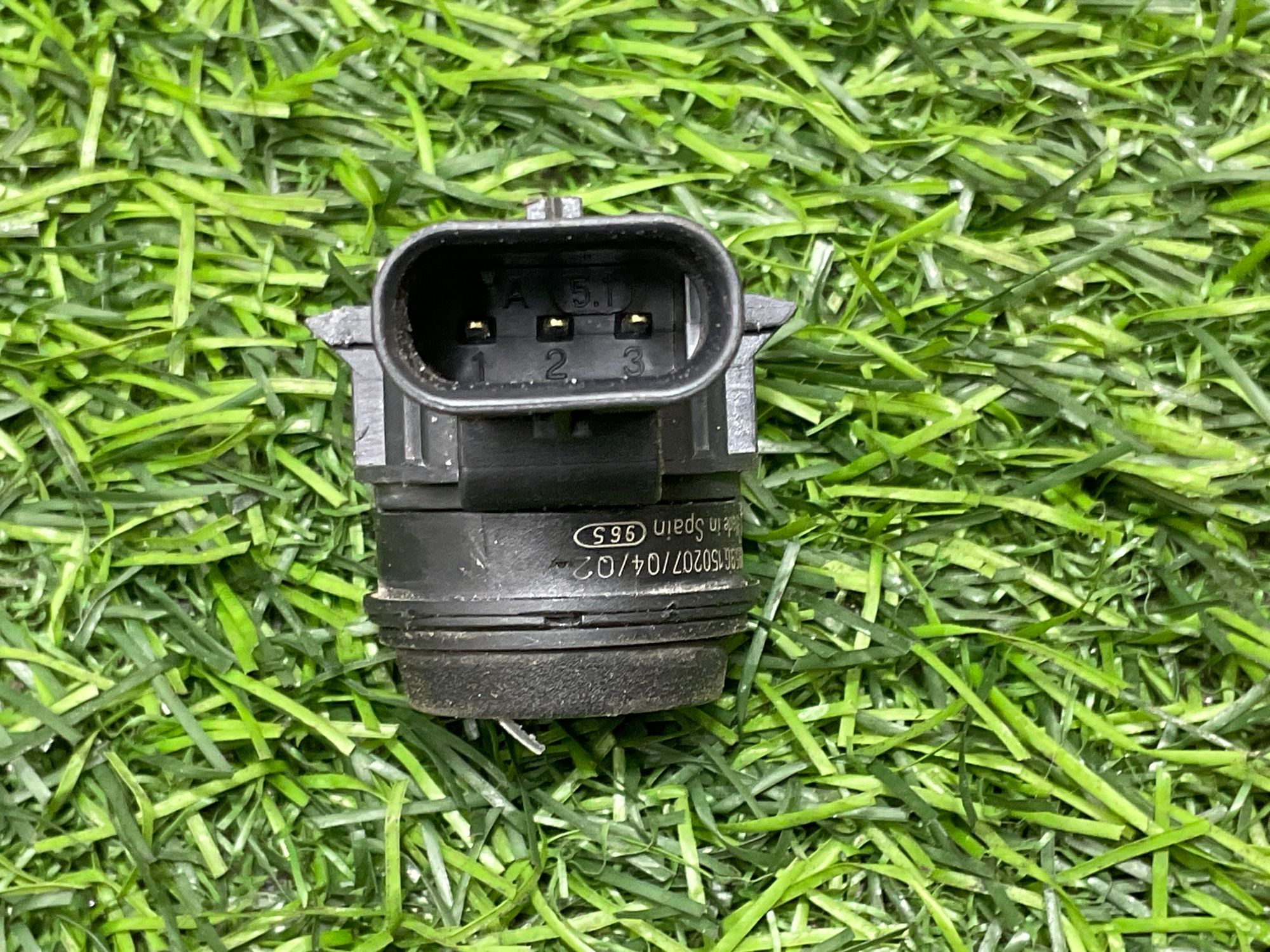 https://ycs.partsauto.market/partsauto-images/thmbs/userImages/h353NjtZg3VDP19b5HMt7LlpbQ93/part/da4d9892-a3de-46ca-a278-7dc8f25c9698_1736251817375.jpg