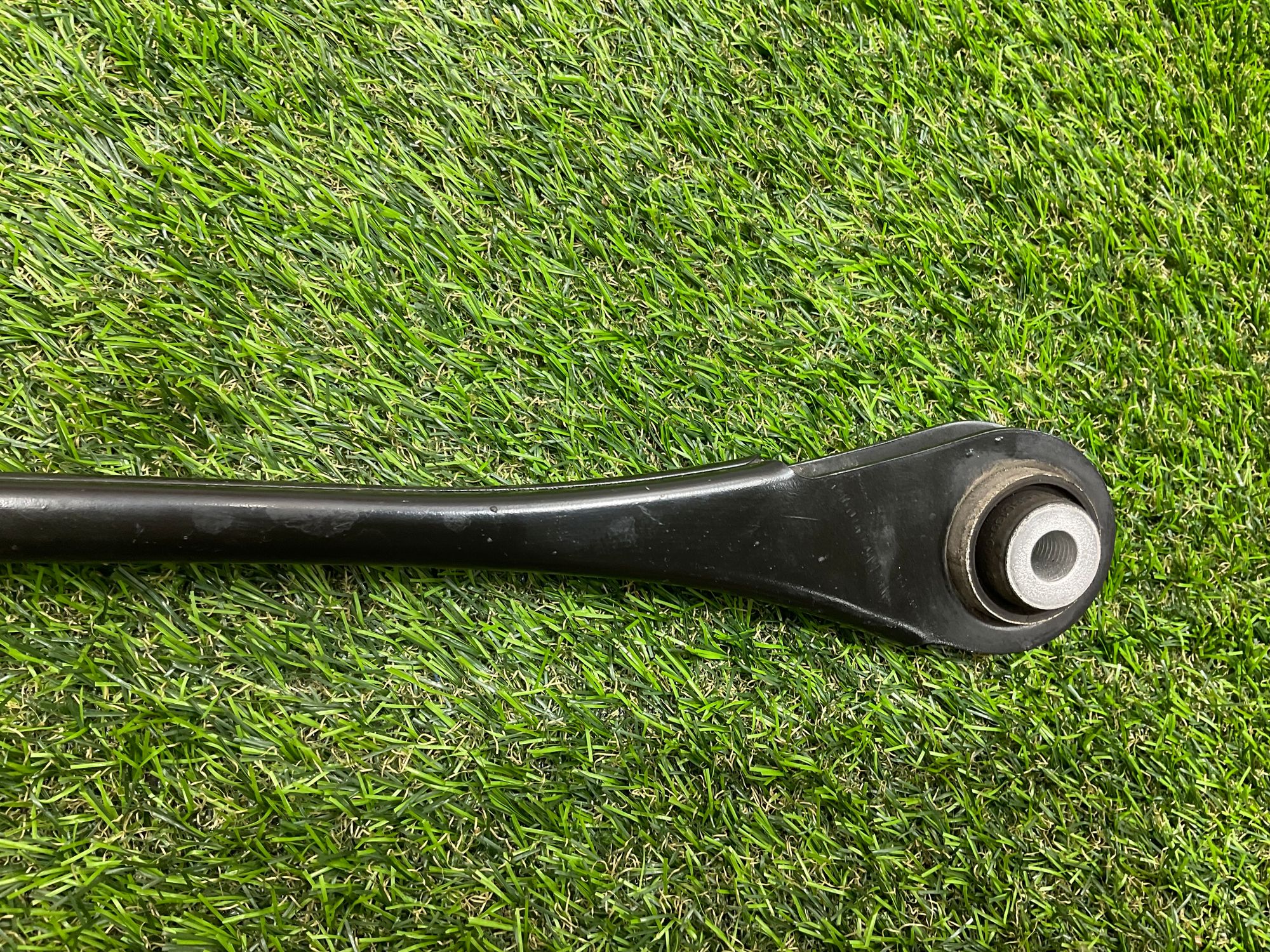 https://ycs.partsauto.market/partsauto-images/thmbs/userImages/h353NjtZg3VDP19b5HMt7LlpbQ93/part/dae83952-cbc4-4c44-9326-6ce7feec782e_1781602174581.jpg