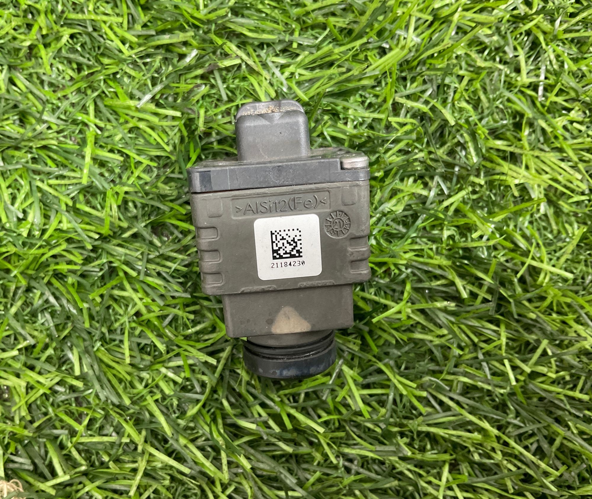 https://ycs.partsauto.market/partsauto-images/thmbs/userImages/h353NjtZg3VDP19b5HMt7LlpbQ93/part/dbb5f07d-d9c9-4b98-9016-90d6e5e9d070_1740042902457.jpg