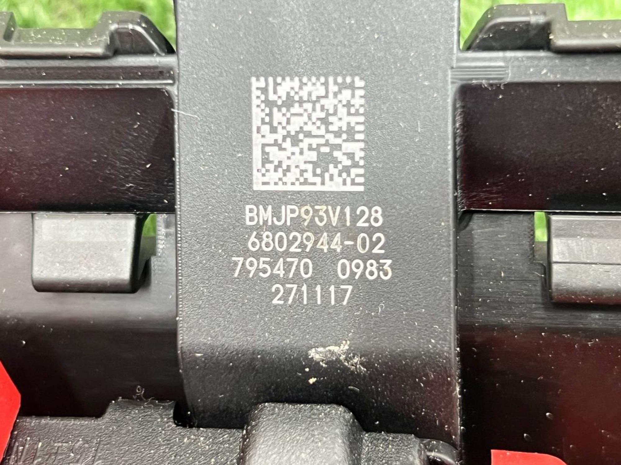 https://ycs.partsauto.market/partsauto-images/thmbs/userImages/h353NjtZg3VDP19b5HMt7LlpbQ93/part/dbbcc1d9-003d-417f-8bc5-8a859f330778_1731062409060.jpg