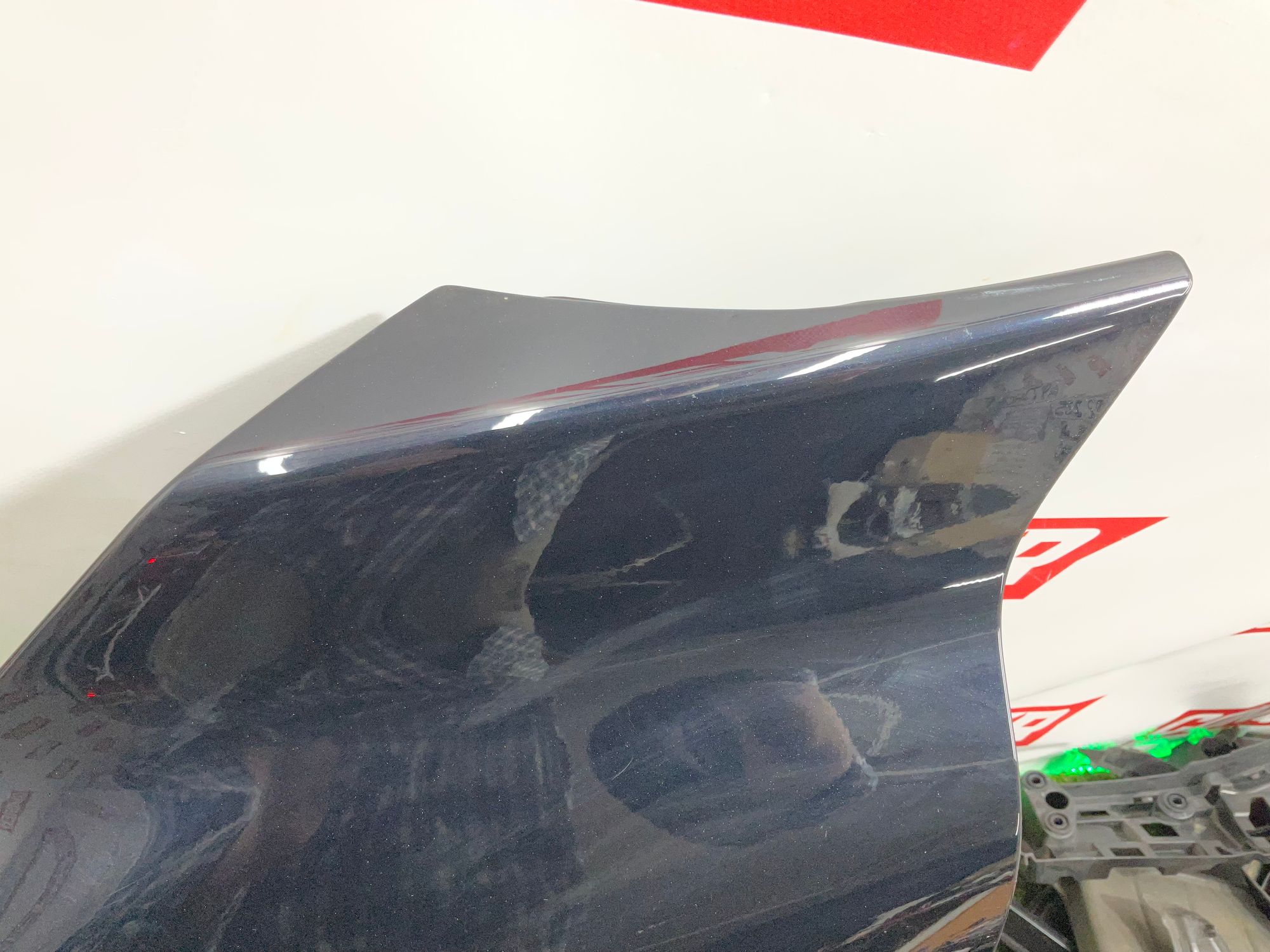 https://ycs.partsauto.market/partsauto-images/thmbs/userImages/h353NjtZg3VDP19b5HMt7LlpbQ93/part/dbd73c2f-dc4f-4c0b-9859-ee44d8b9b3c4_1785225081185.jpg