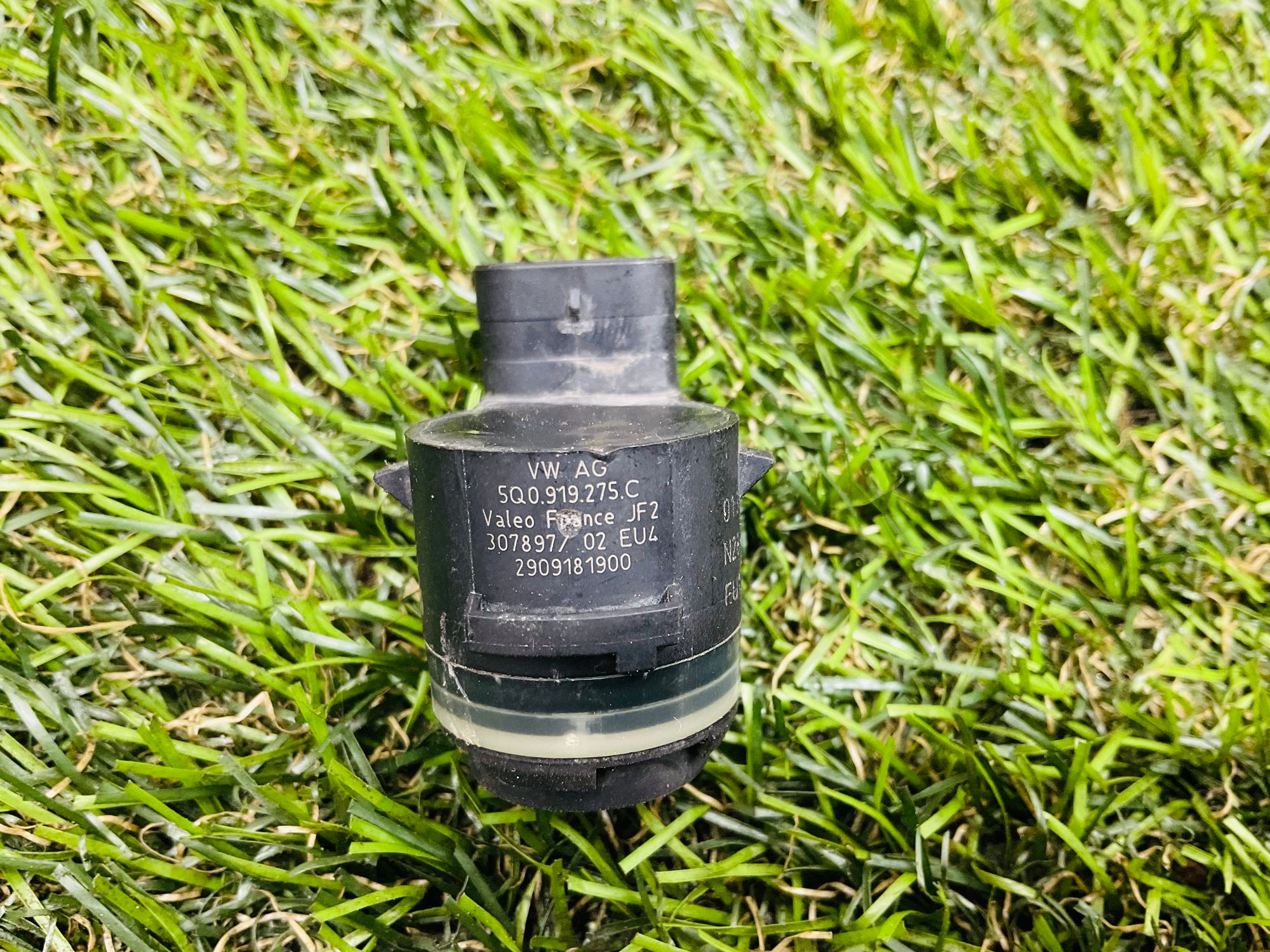 https://ycs.partsauto.market/partsauto-images/thmbs/userImages/h353NjtZg3VDP19b5HMt7LlpbQ93/part/dbdeb7a2-0510-4a64-9aed-e91fdfbe1752_1787323053006.jpg