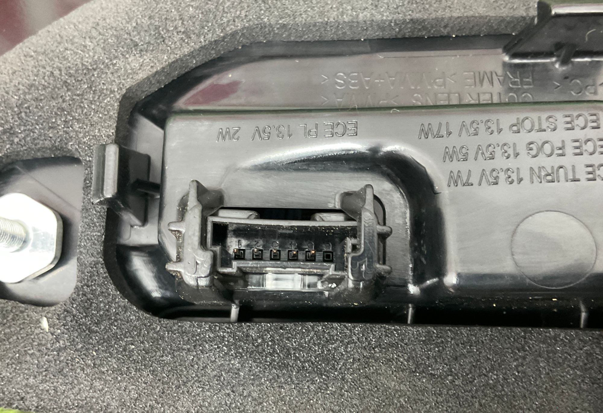 https://ycs.partsauto.market/partsauto-images/thmbs/userImages/h353NjtZg3VDP19b5HMt7LlpbQ93/part/dbe79078-4e1d-42ea-87c4-14f89232c5d2_1742204036386.jpg