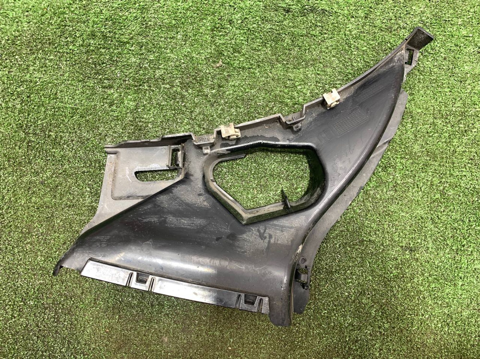 https://ycs.partsauto.market/partsauto-images/thmbs/userImages/h353NjtZg3VDP19b5HMt7LlpbQ93/part/dbf51e5f-eef5-4969-a929-ffa0083ba606_1727422777055.jpg