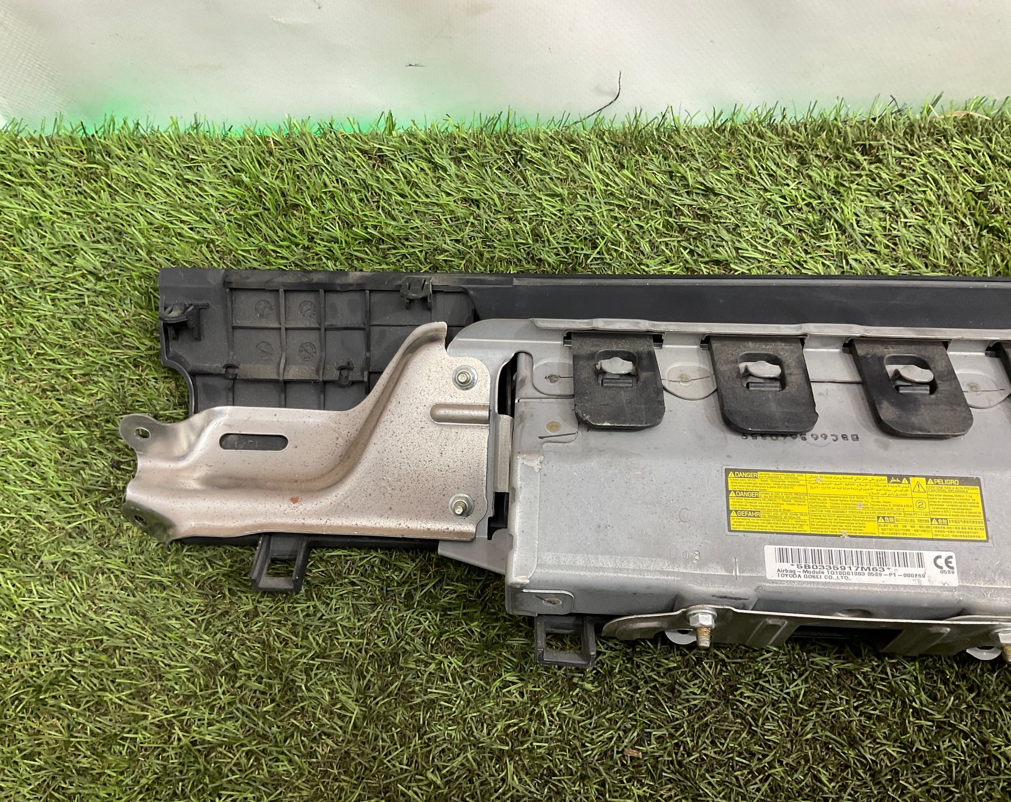 Подушка безопасности в колени Toyota Land Cruiser 200 рестайлинг 2 (2015—2023) 2017, 10000 рублей, Москва