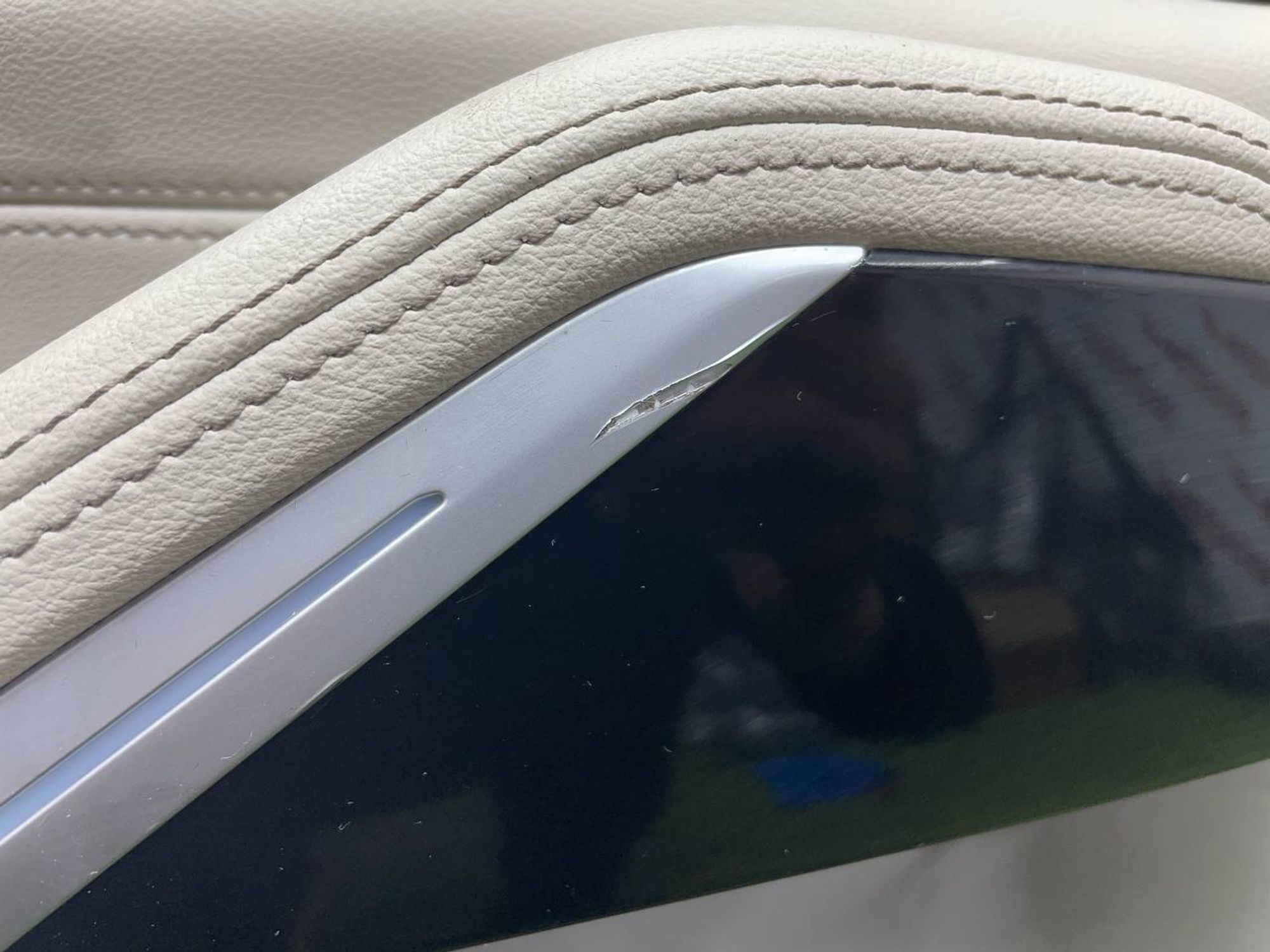 https://ycs.partsauto.market/partsauto-images/thmbs/userImages/h353NjtZg3VDP19b5HMt7LlpbQ93/part/dc4b998d-ddf0-4860-962a-20a3248cf081_1710842845799.jpg