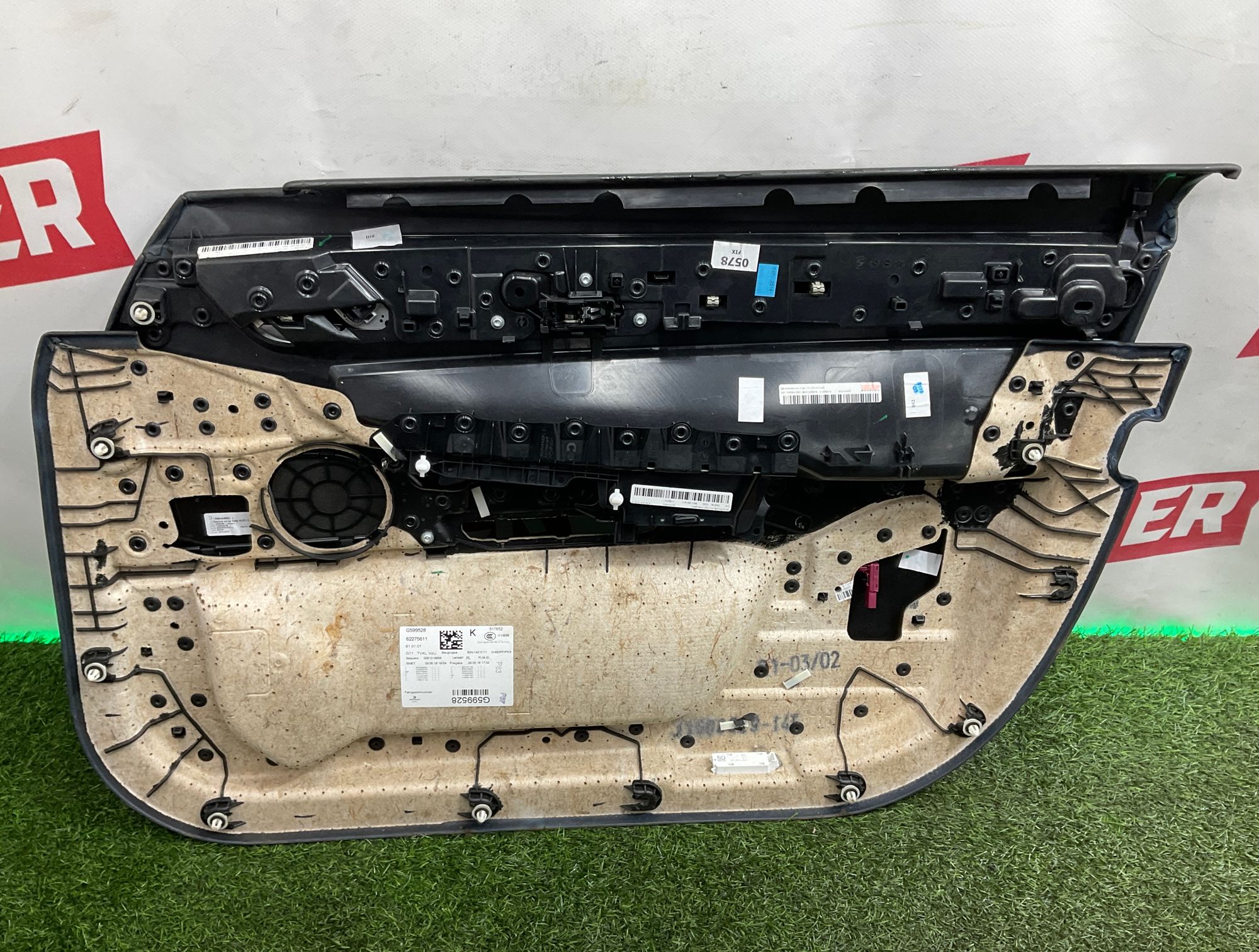 Обшивка двери передняя левая BMW 7 серия, G11/G12, 5000 рублей, Москва