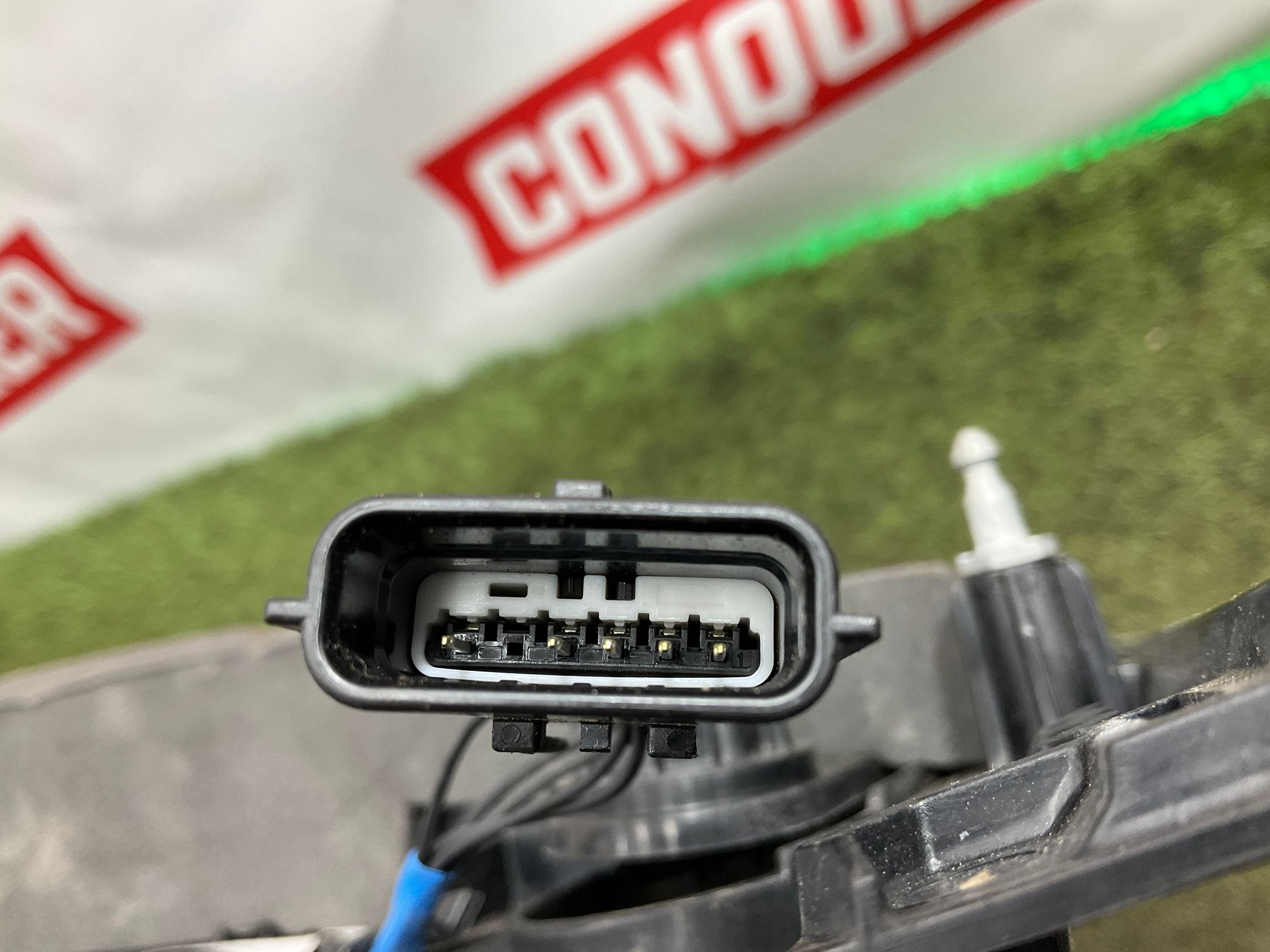 Фонарь задний левыйLand Rover Defender II L663 2022, 40000 рублей, Москва