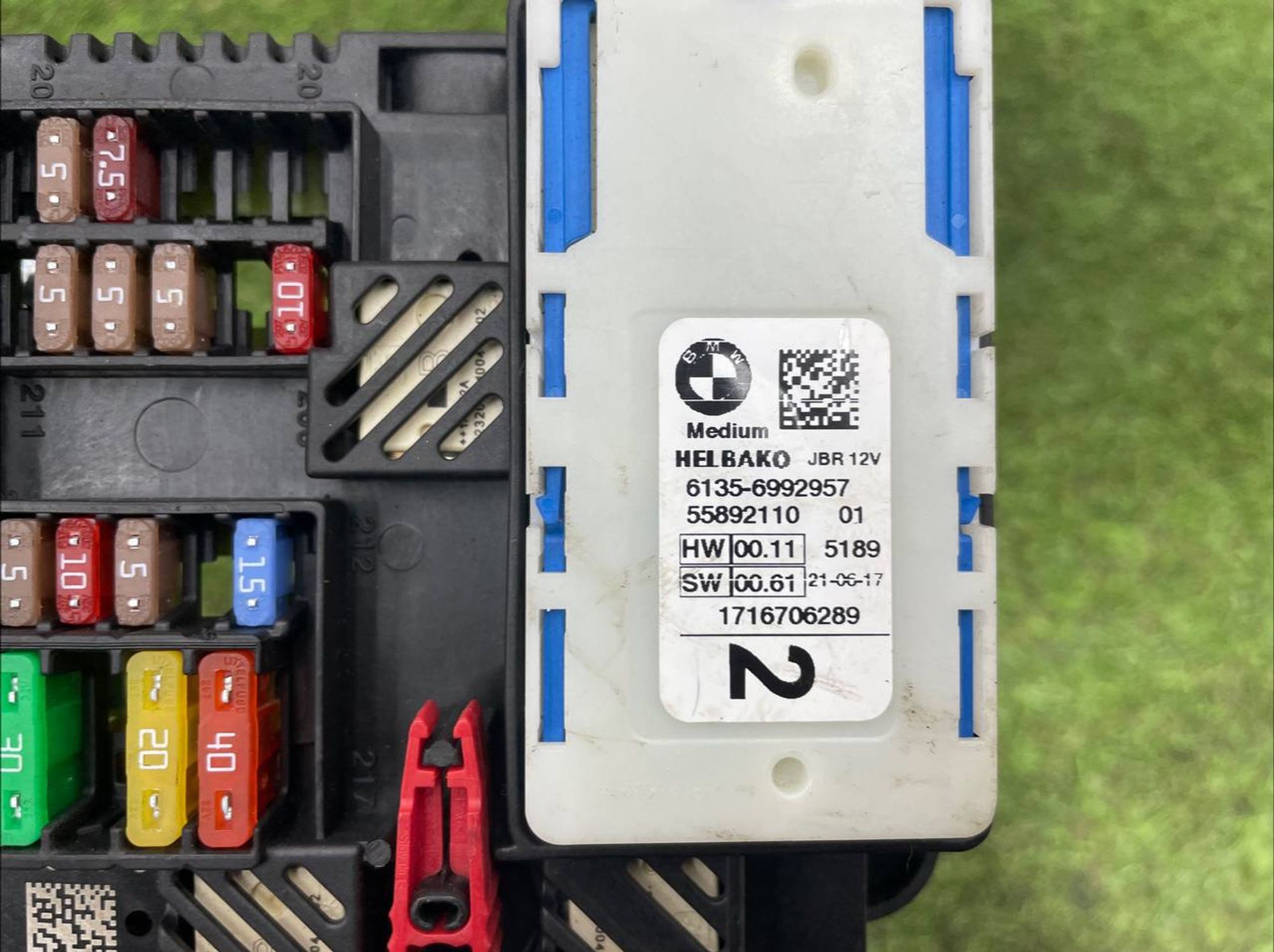 https://ycs.partsauto.market/partsauto-images/thmbs/userImages/h353NjtZg3VDP19b5HMt7LlpbQ93/part/dc808352-e18c-4310-b0e5-10b819b5e63e_1712577381365.jpg