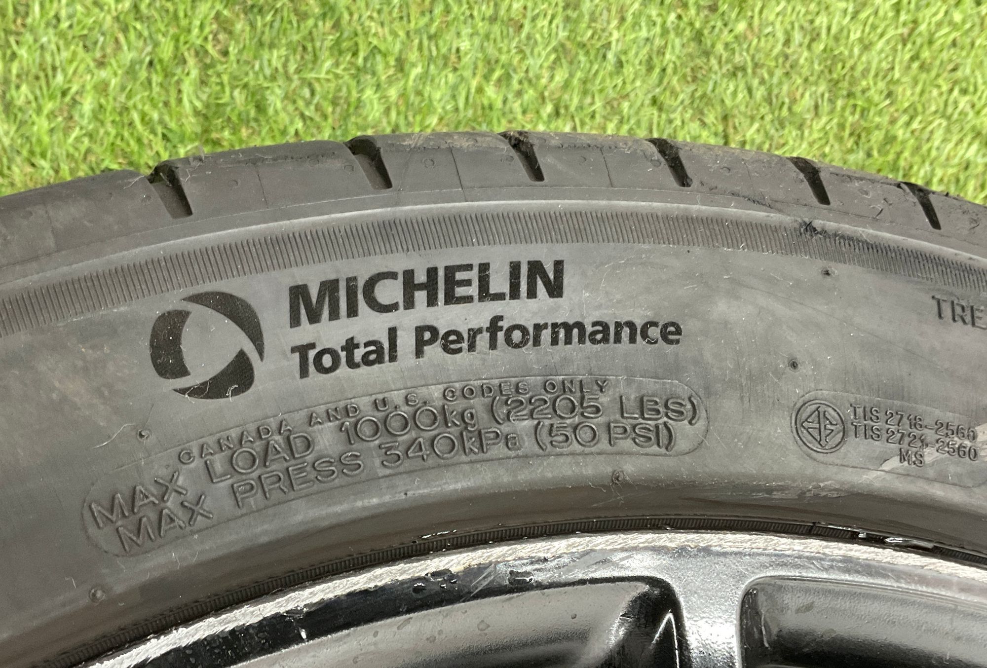 https://ycs.partsauto.market/partsauto-images/thmbs/userImages/h353NjtZg3VDP19b5HMt7LlpbQ93/part/dcd7a43d-e4ad-4ce7-a26d-07785969ff79_1747829617110.jpg