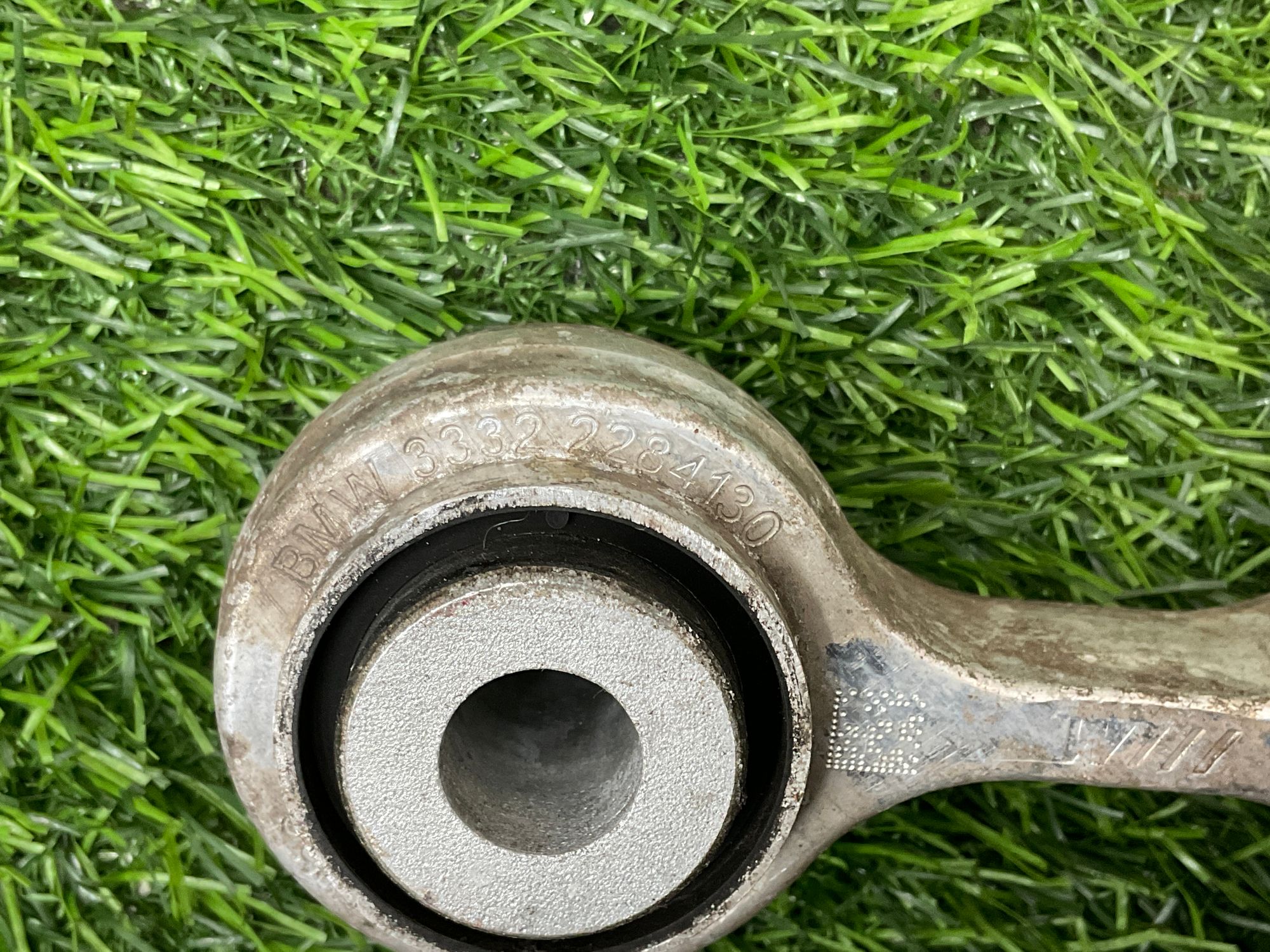 https://ycs.partsauto.market/partsauto-images/thmbs/userImages/h353NjtZg3VDP19b5HMt7LlpbQ93/part/dd55beae-d905-41ee-a351-4d8980fdcb31_1733920225521.jpg