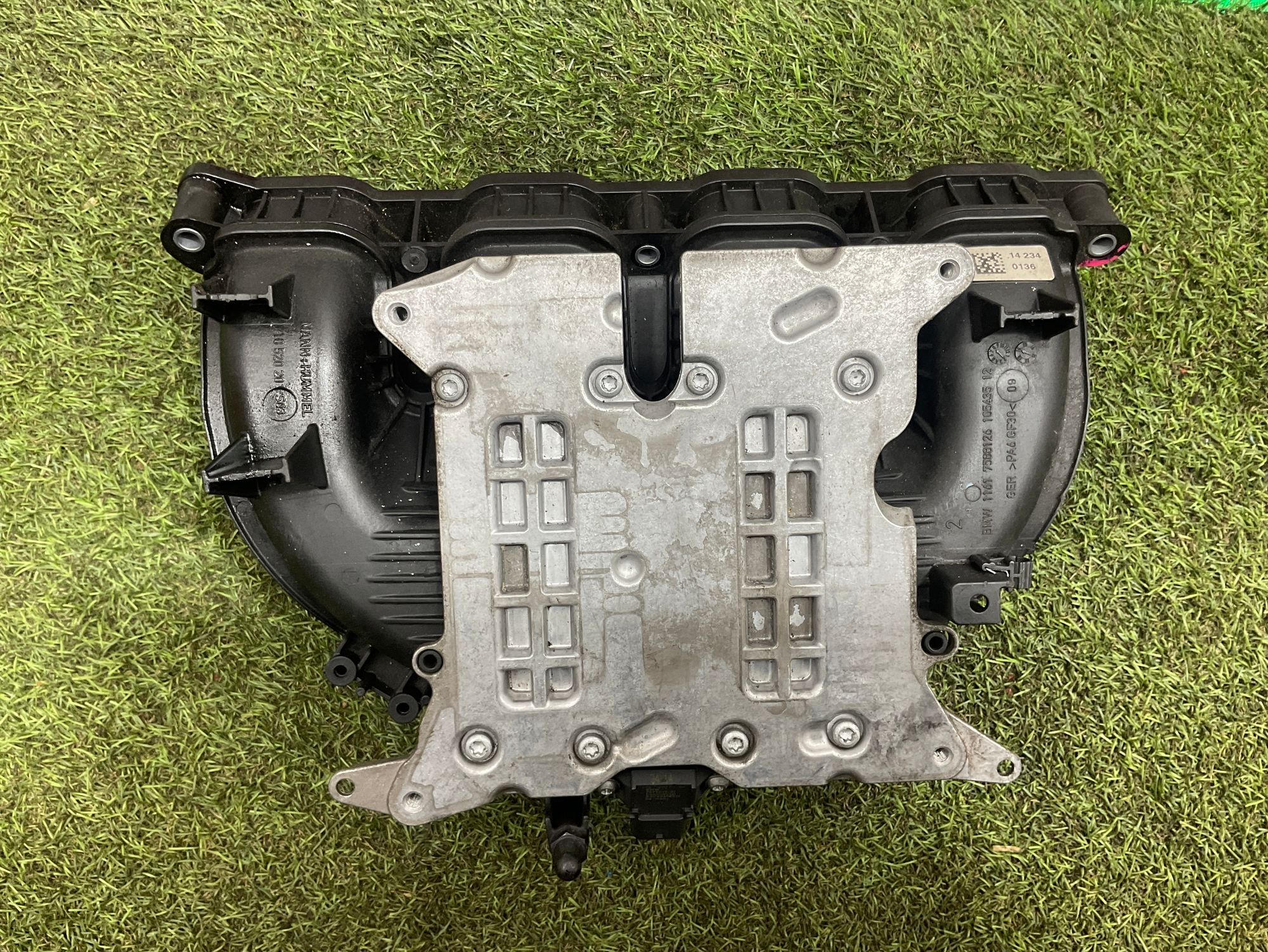 Коллектор впускной N20 BMW 5 серия, F10/F11/F07 рестайлинг, 2000 рублей, Москва