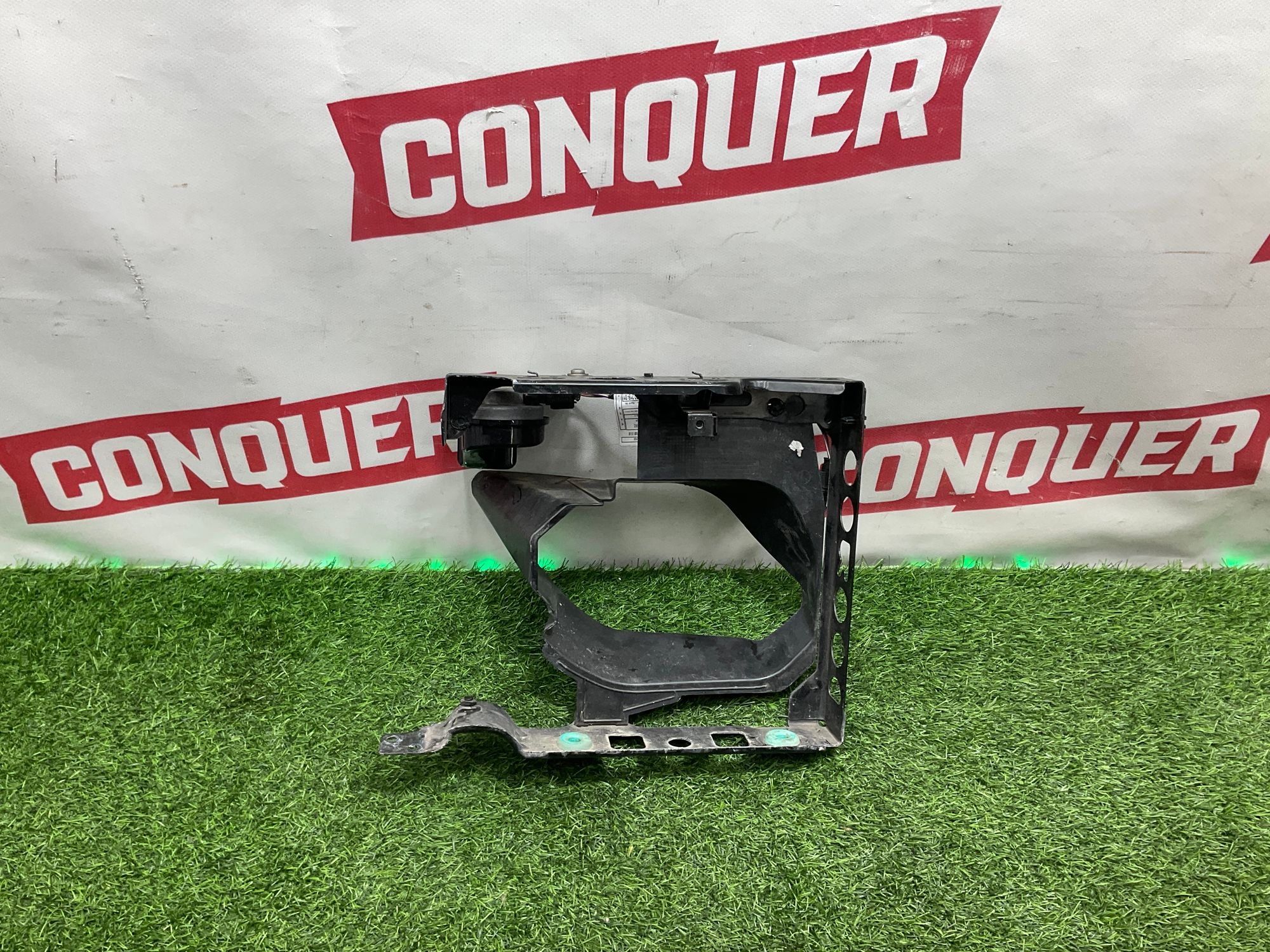 https://ycs.partsauto.market/partsauto-images/thmbs/userImages/h353NjtZg3VDP19b5HMt7LlpbQ93/part/ddb33a7e-1417-4045-a33b-8e68fba2bebf_1736338908808.jpg